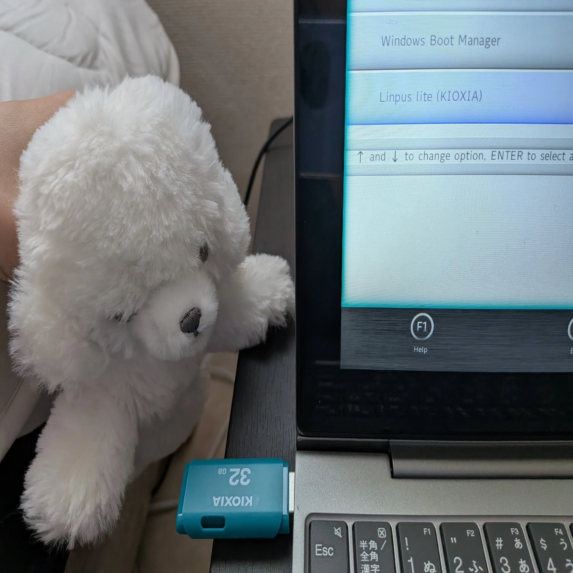 悲しいスペックのノートPCにLinux Mint入れた｜snowizuru