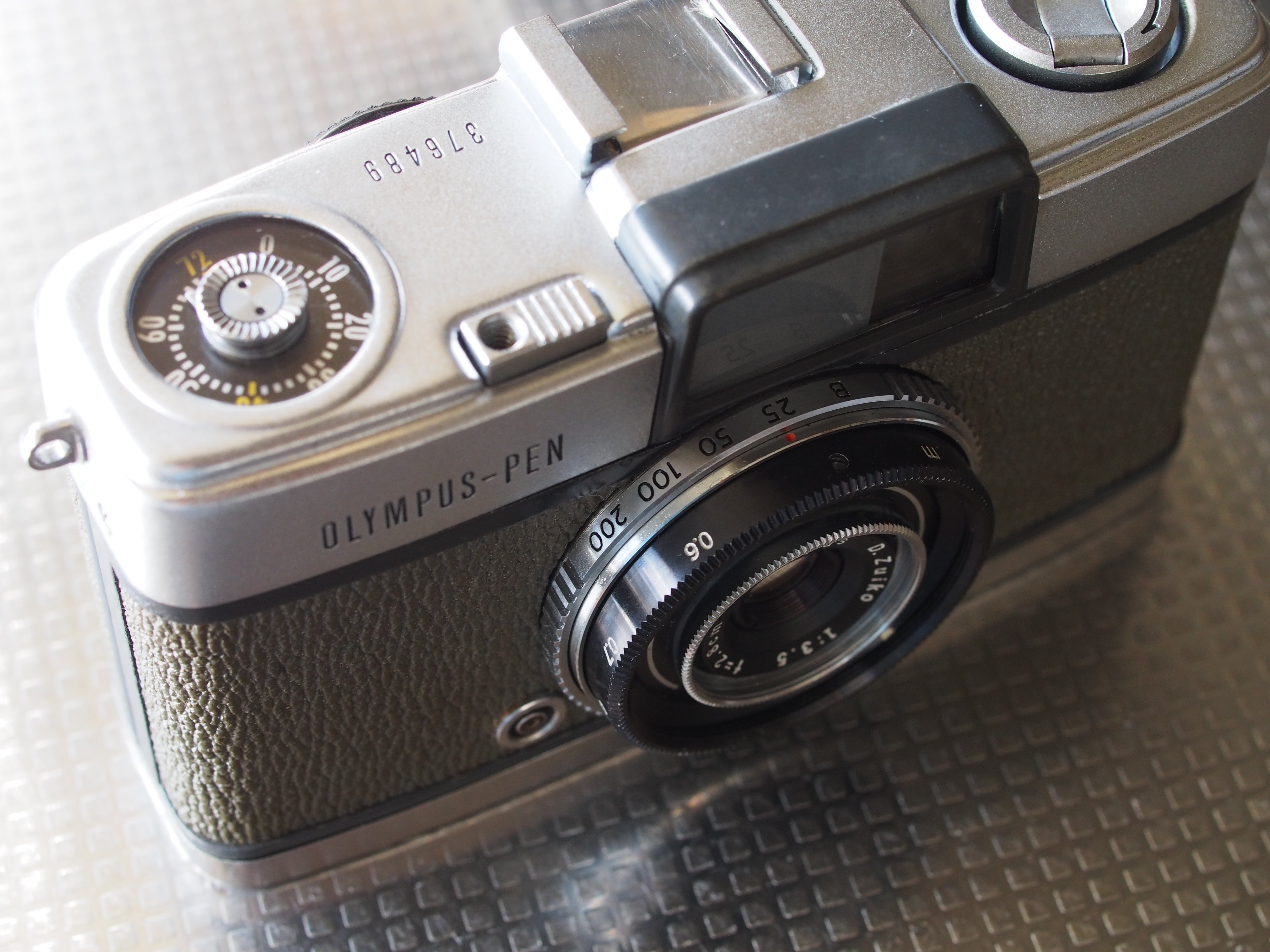 PENの最低撮影距離の謎(その1)｜cherubino