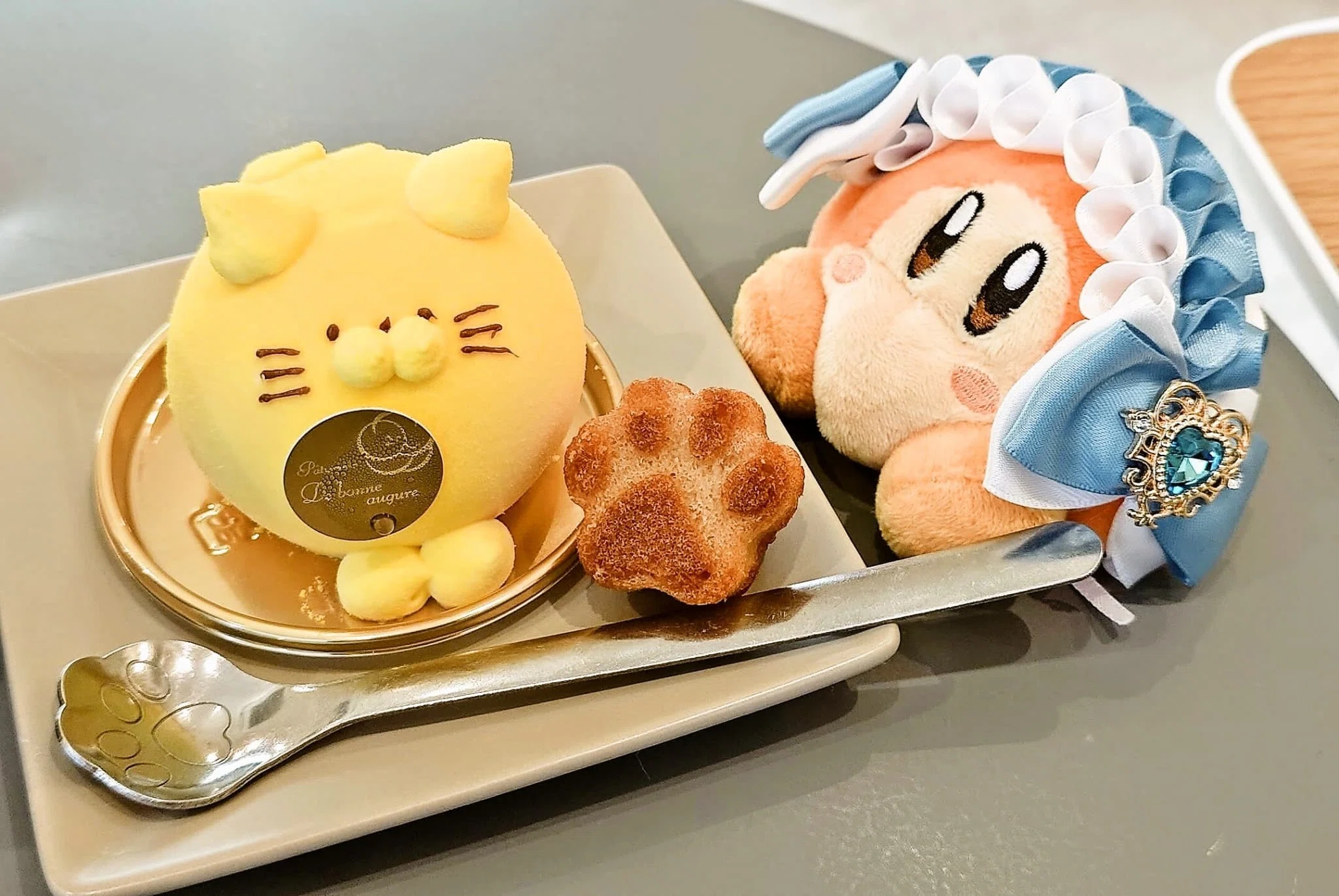 キュートな猫に一目惚れ！パティスリーの本格ケーキにうっとり【ドゥ