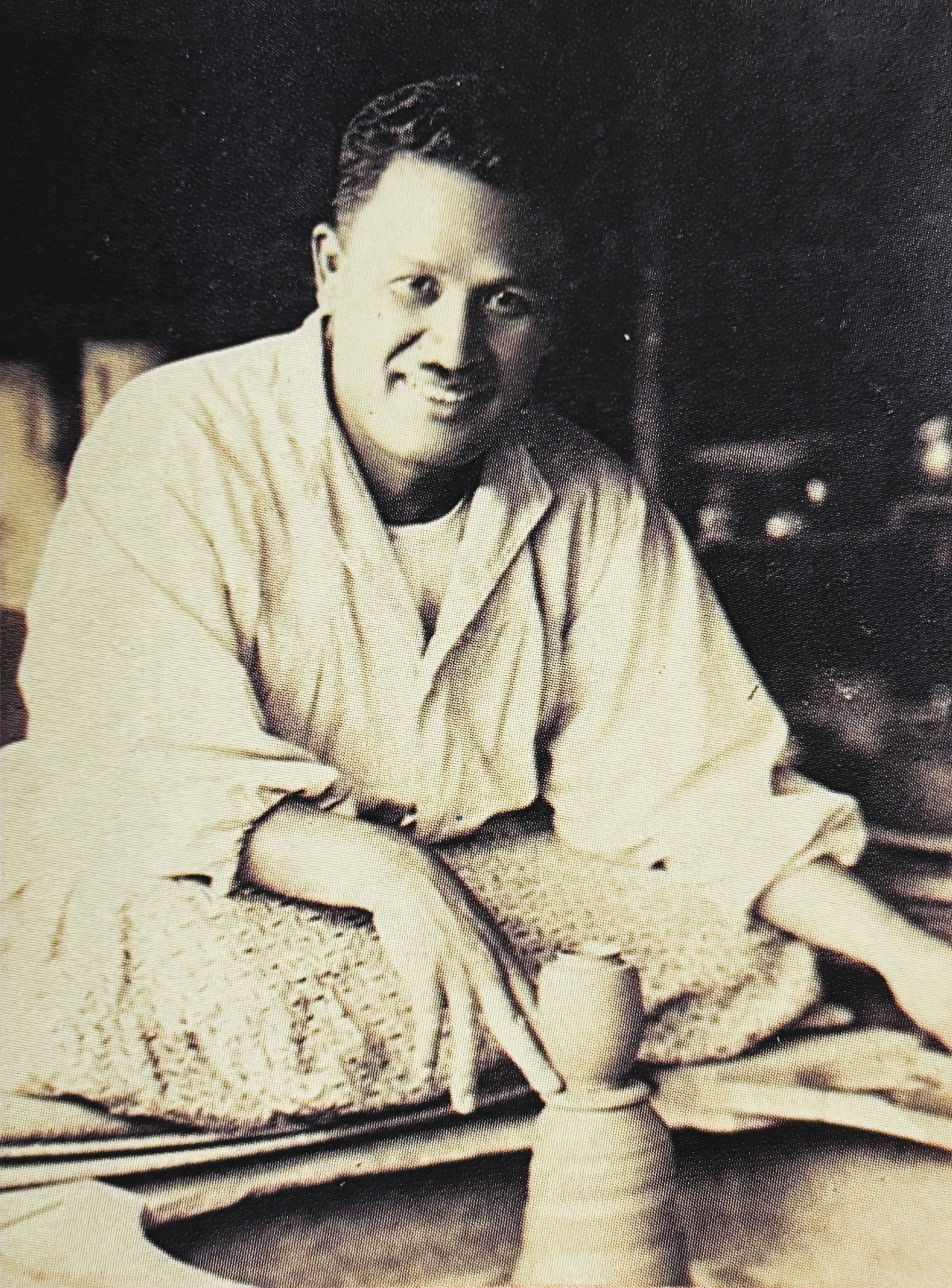 無学蒐集記〈閑話〉 鈍阿焼「達磨香合」大野鈍阿造｜BUNBOU WEB