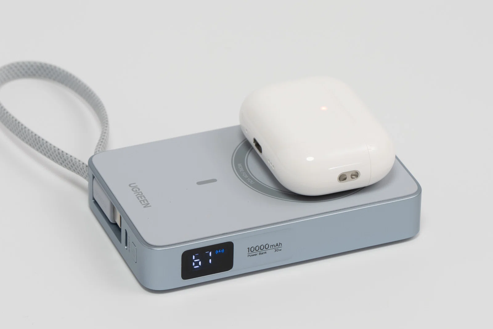 UGREEN MagFlow Qi2 25Wモバイルバッテリーをレビュー！iPhone 17を