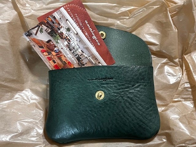フォレストグリーンに一目惚れ！アナロジコのミニポーチ！｜John.M.17