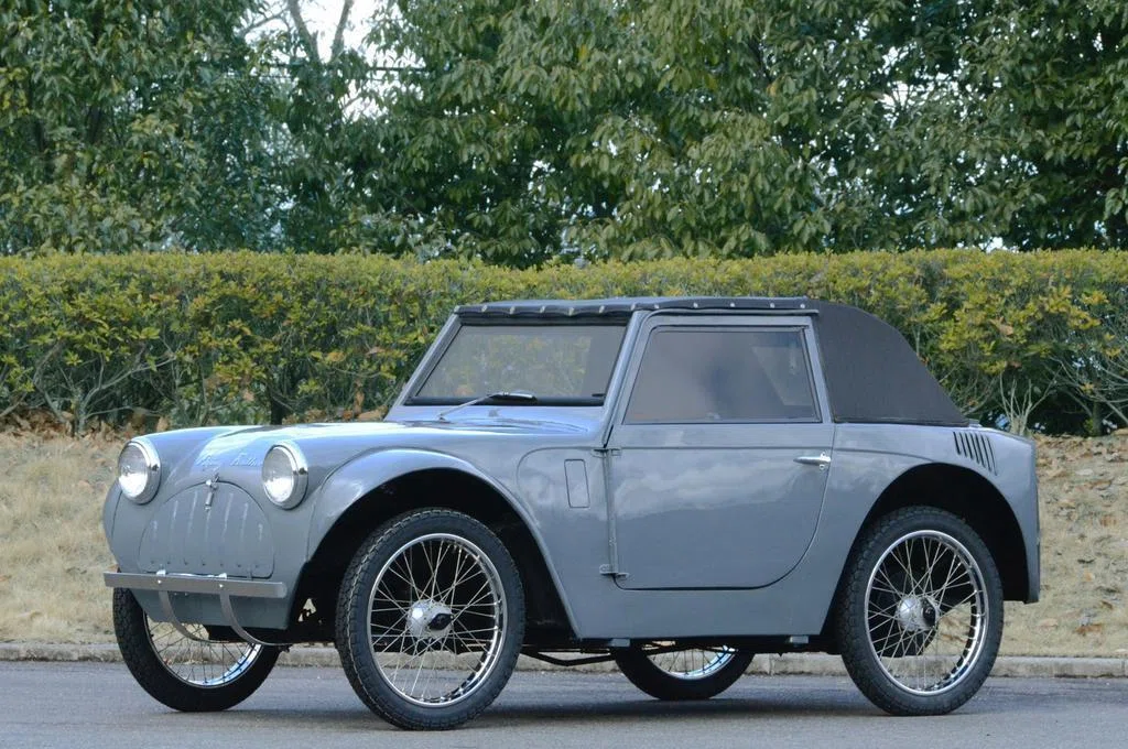 幻の軽自動車「フライングフェザー」：鬼才・富谷龍一が挑んだ究極の