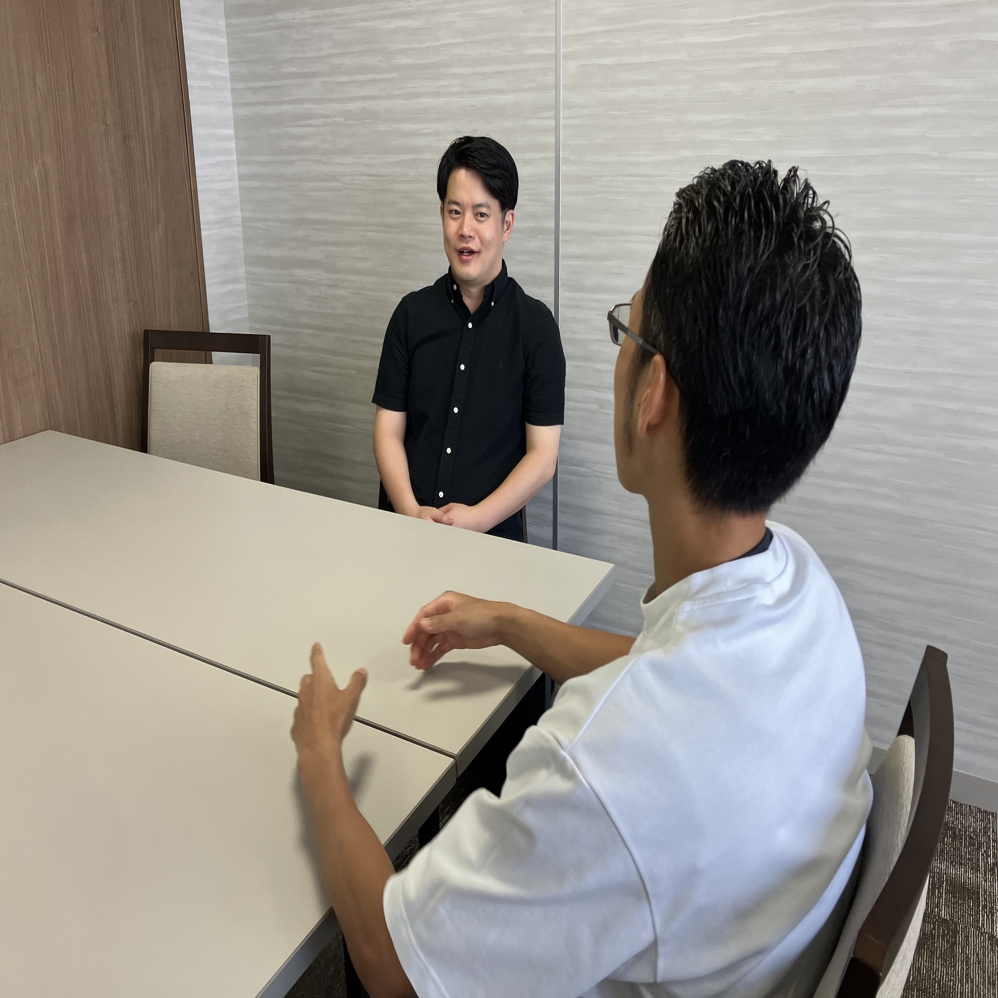 やりたいことはなんでも挑戦できる」日本一を目指す歯科矯正ブランド「スマイルモア」のマーケティング最前線 | 株式会社Medical Shift｜株式会社Medical  Shift