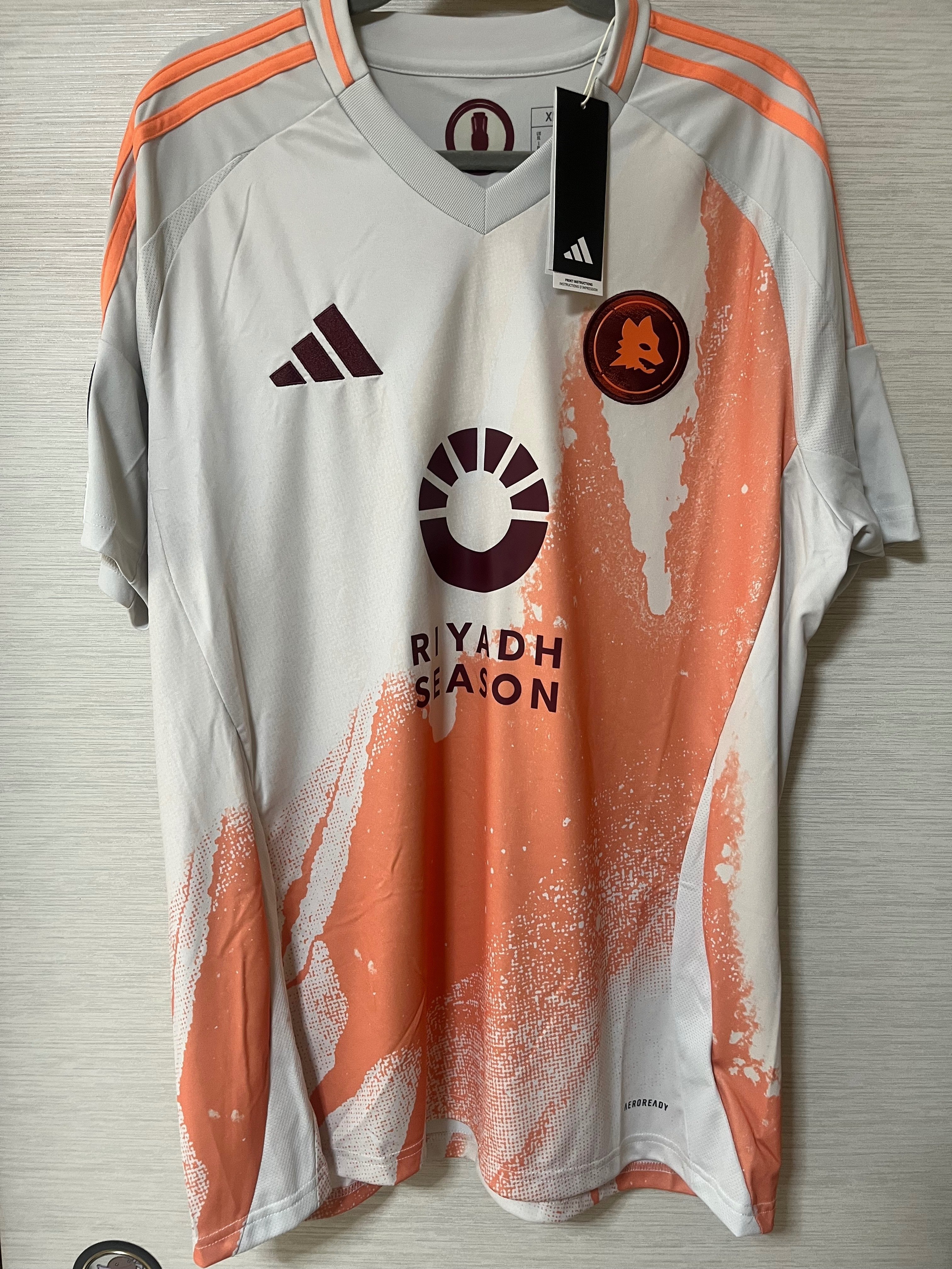 2025年】海外旅行で買ってきた現地サッカーユニフォーム、17枚を紹介