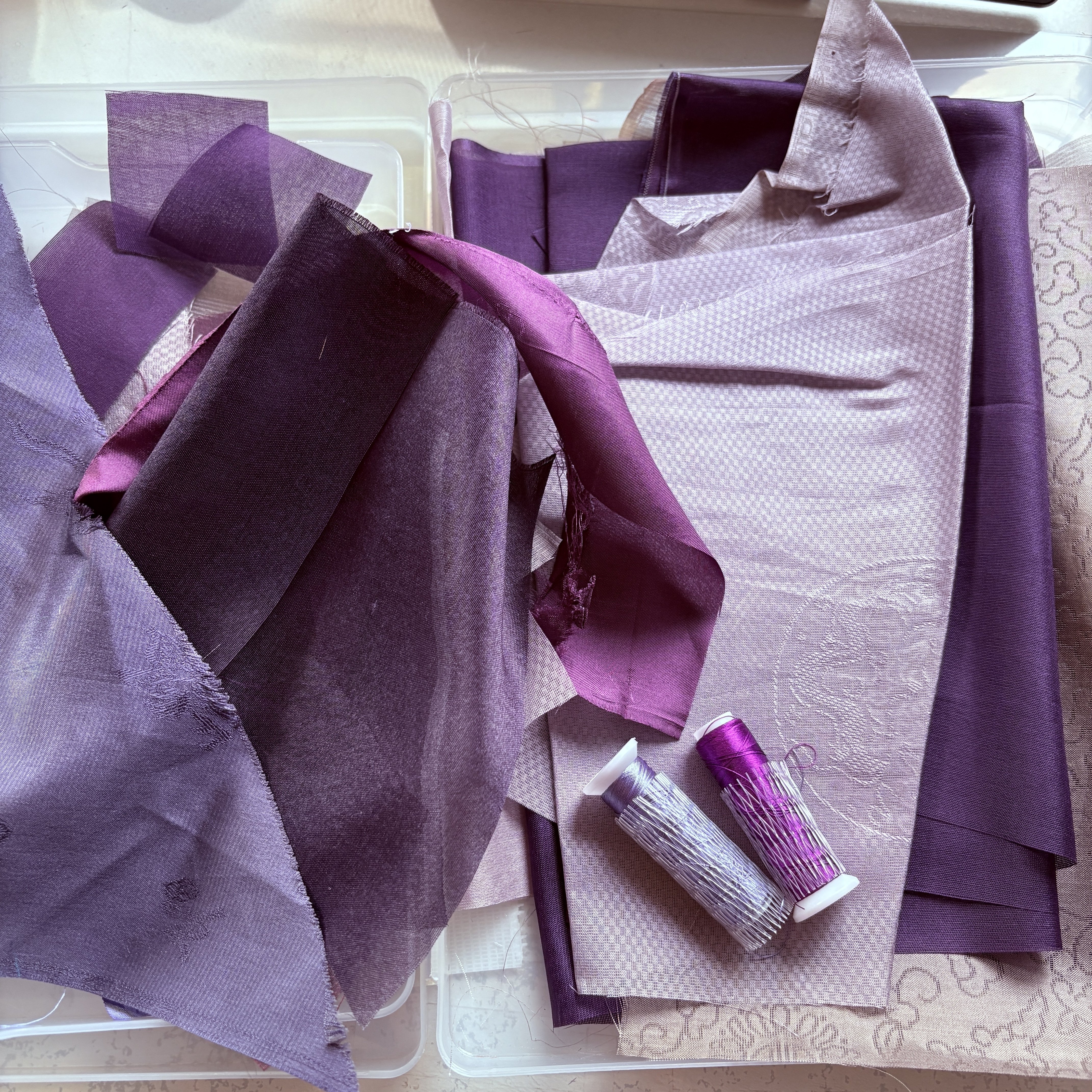 ポジャギ制作日記】紫系のシルクの端切れ繋ぎ、始めました！｜pojagi*sono