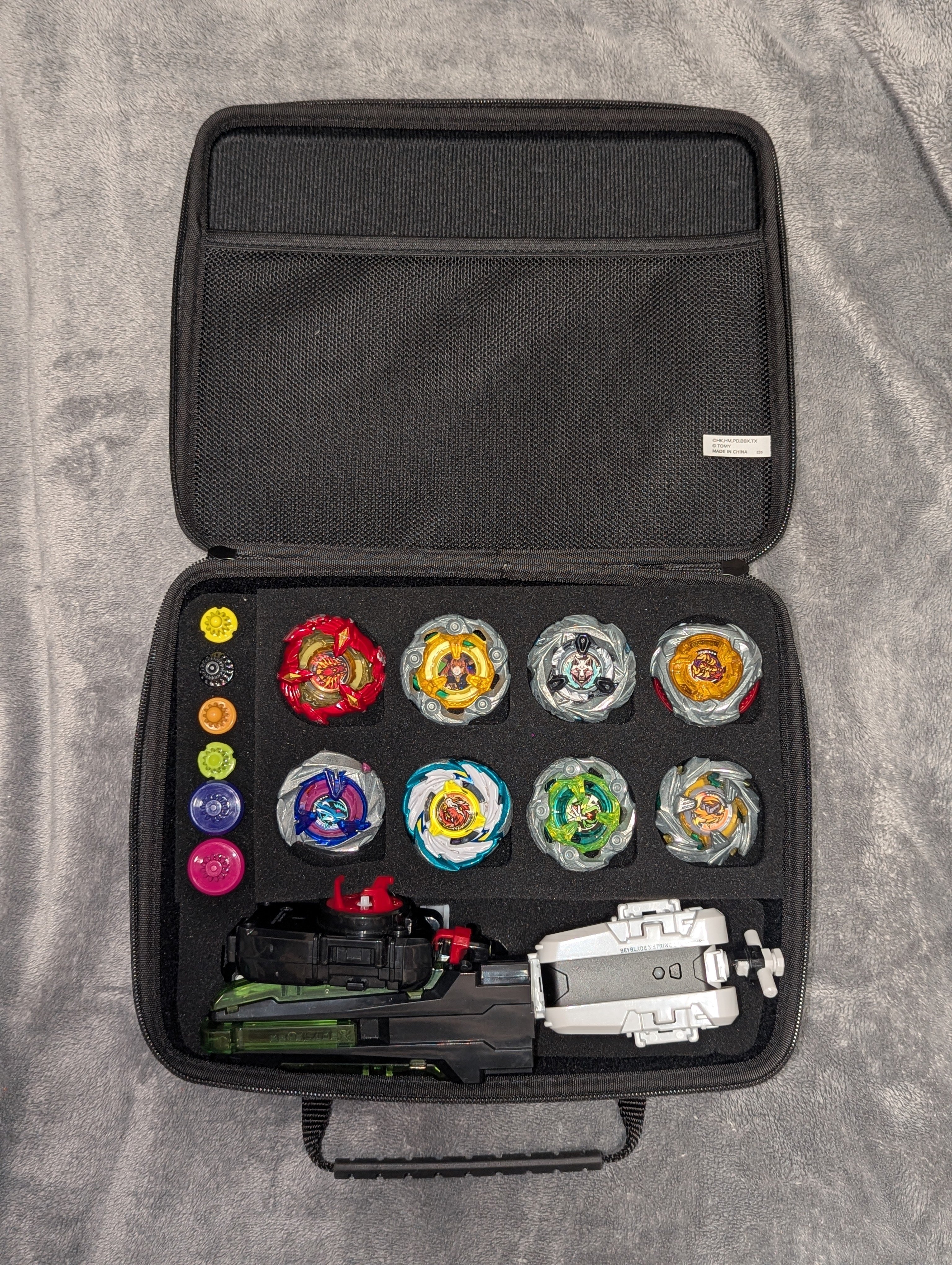ベイブレードX豪華まとめ売りセット・オリジナルケース付 BX-25 ギアケース｜製品情報｜BEYBLADE X タカラトミー商品ページ