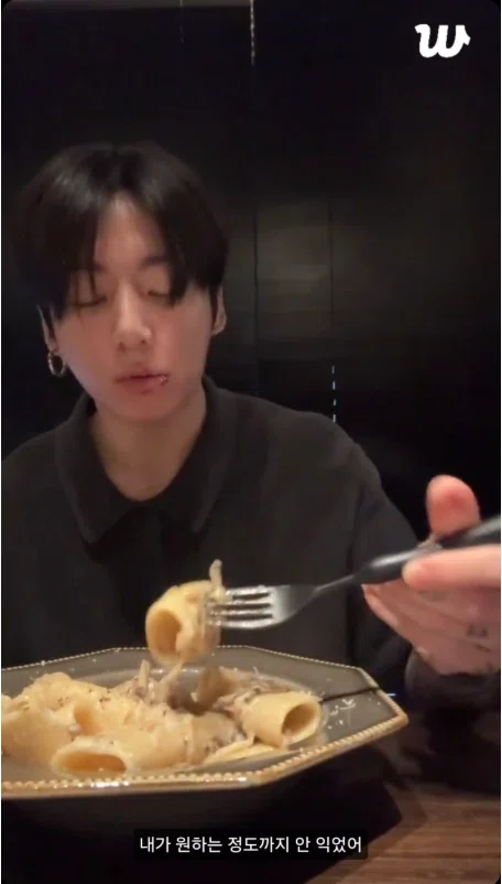 BTSジョングク愛用】Weverse LIVEで使ってたお皿＆カトラリーまとめ