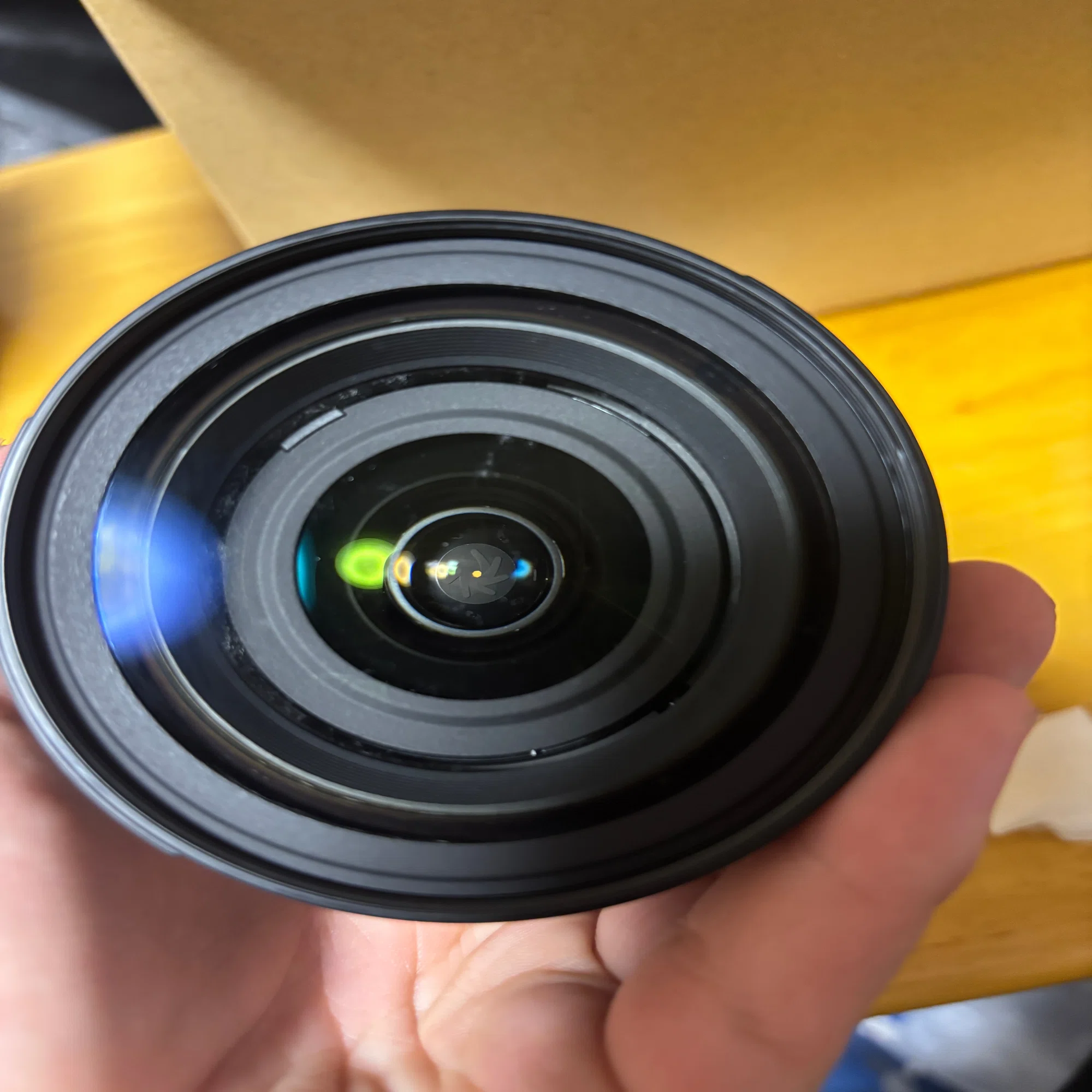 NIKON AF-S NIKKOR 24-85mm f/3.5-4.5G ED VRを買いました｜谷岡担当