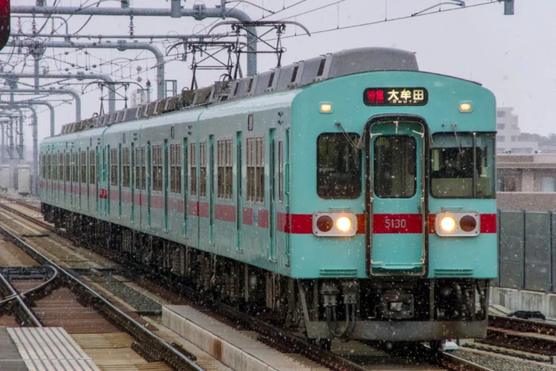 西鉄電車〜アイスグリーン運行開始50年〜｜けいたん