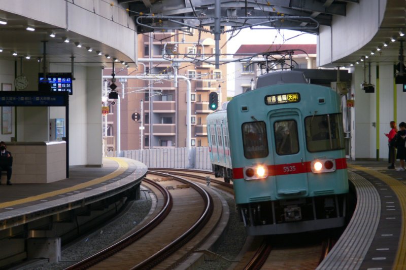 西鉄電車〜アイスグリーン運行開始50年〜｜けいたん