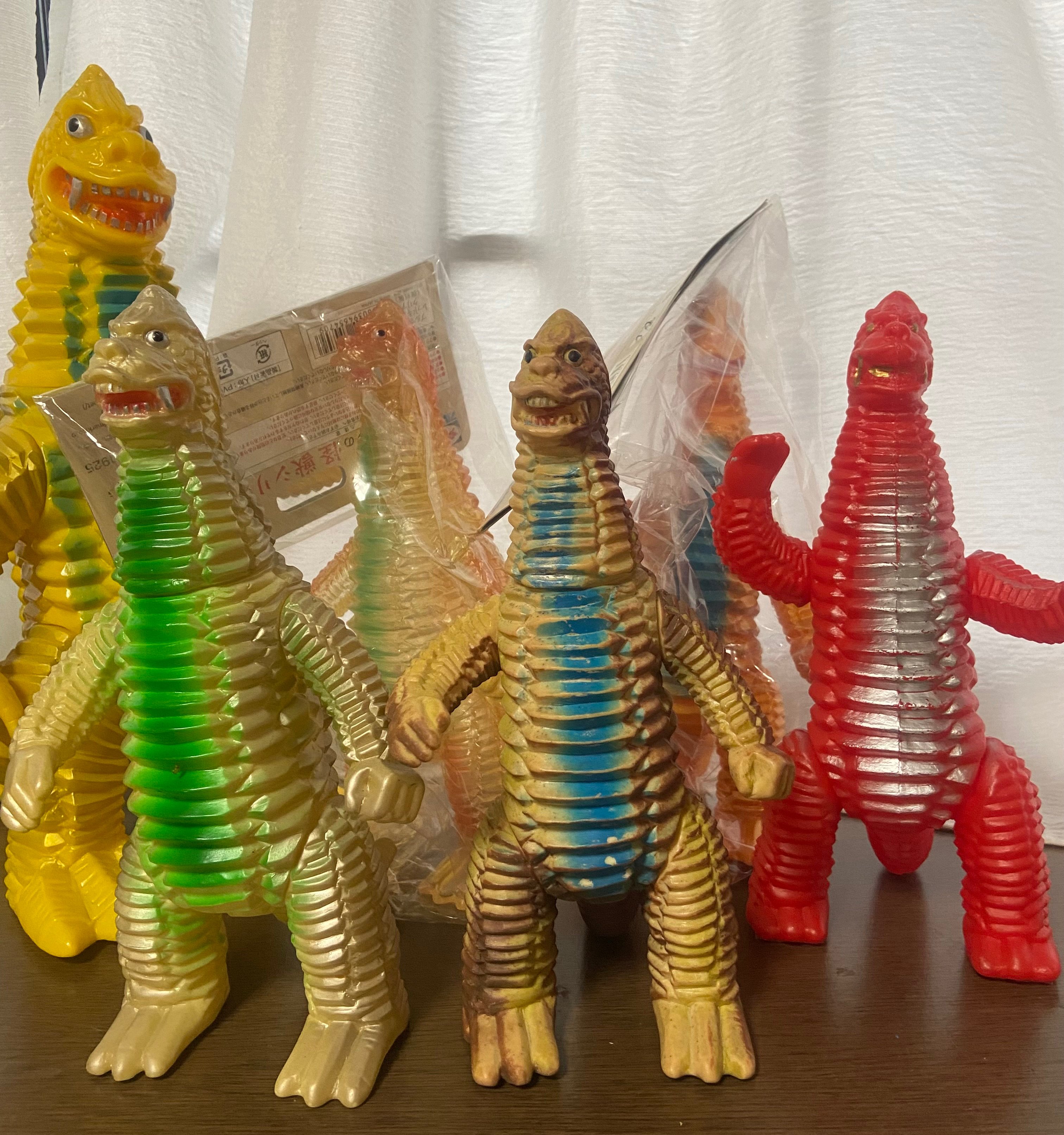 ジャイアント レッドキング ブルマァク オリジナル 当時物ソフビ 美品 マルサン ジャイアント レッドキング ブルマァク オリジナル 当時物ソフビ 美品