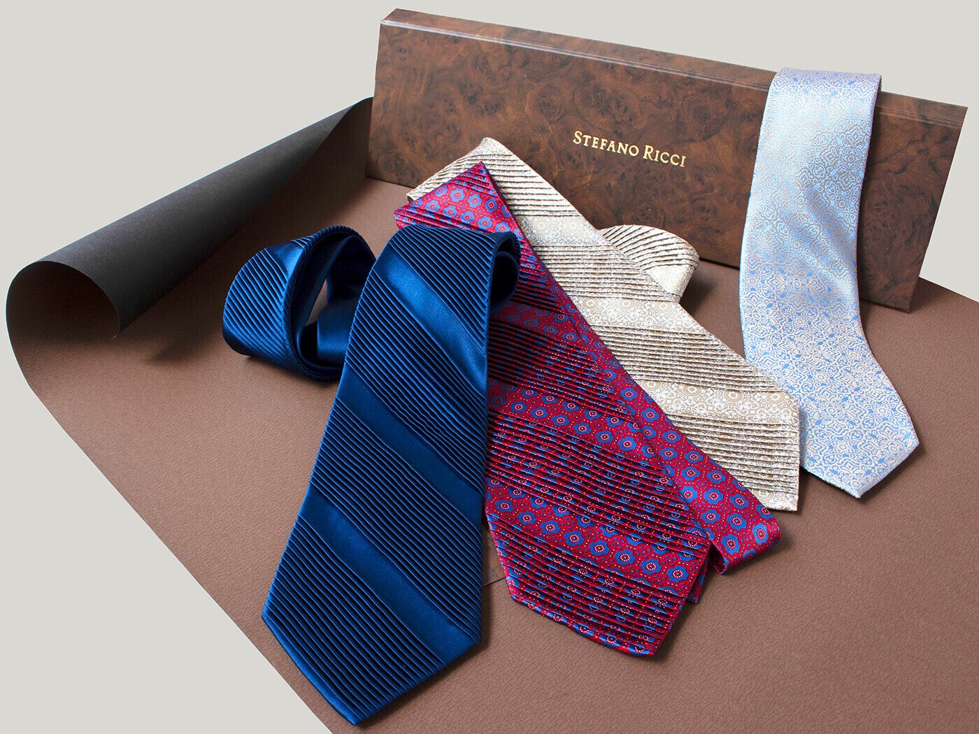 ステファノリッチ、日本撤退？」｜銀座HIKO