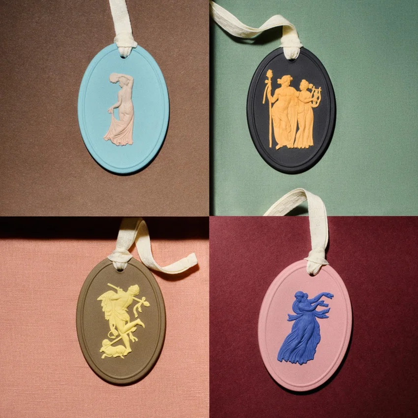 WEDGWOODのホリデーオーナメントが今年もかわいい｜🦩