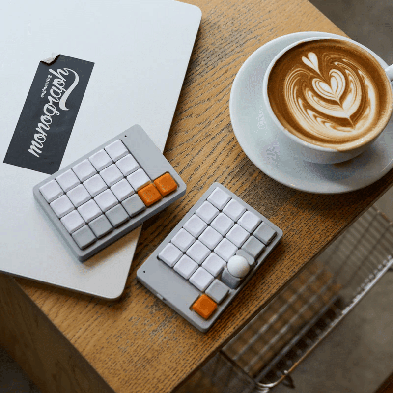 テ*ン様 Cornix フルセット　白　分割キーボード 分割キーボード「Cornix」レビュー、すべてにおいて文句なし