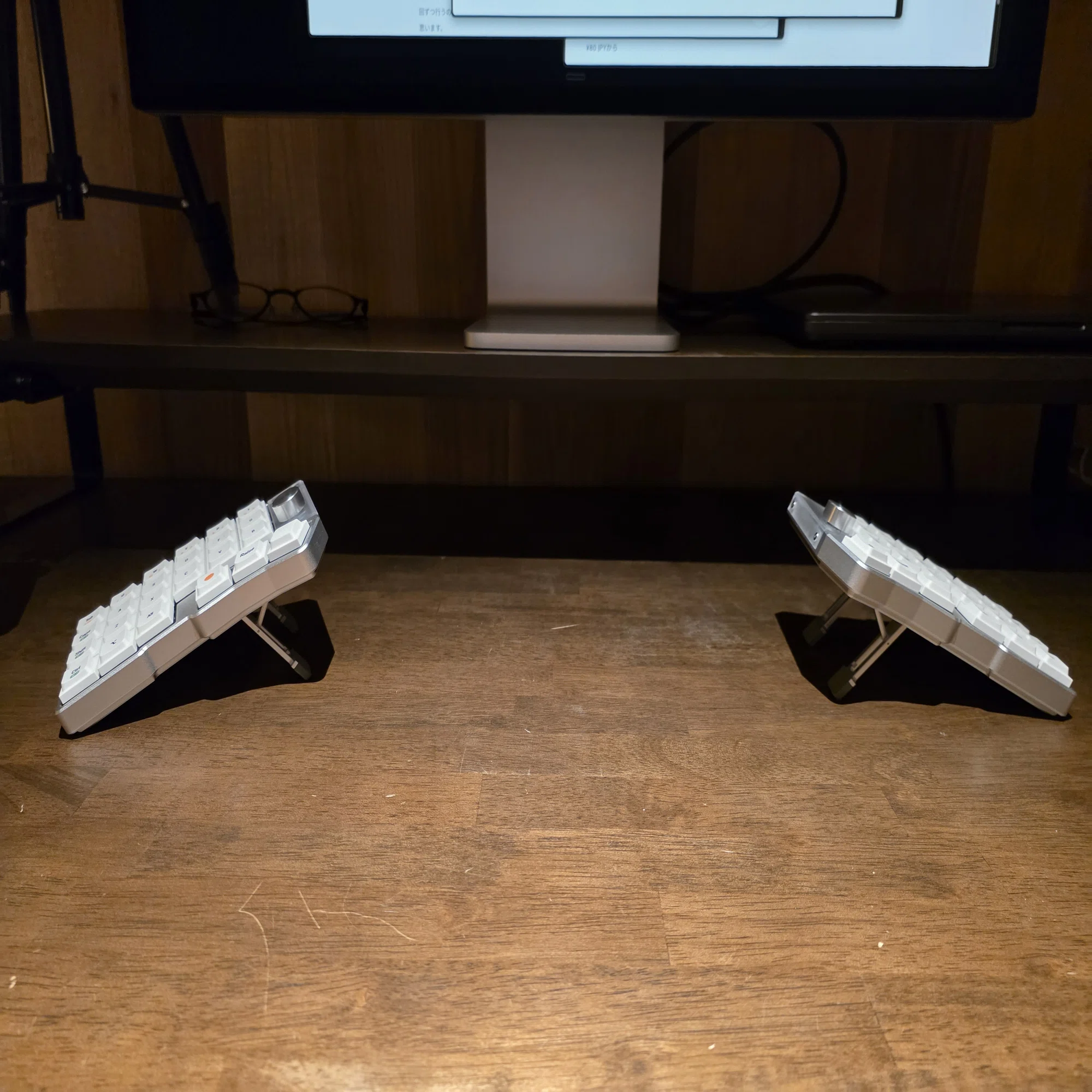 分割キーボード「Cornix」レビュー、すべてにおいて文句なし｜けんすう
