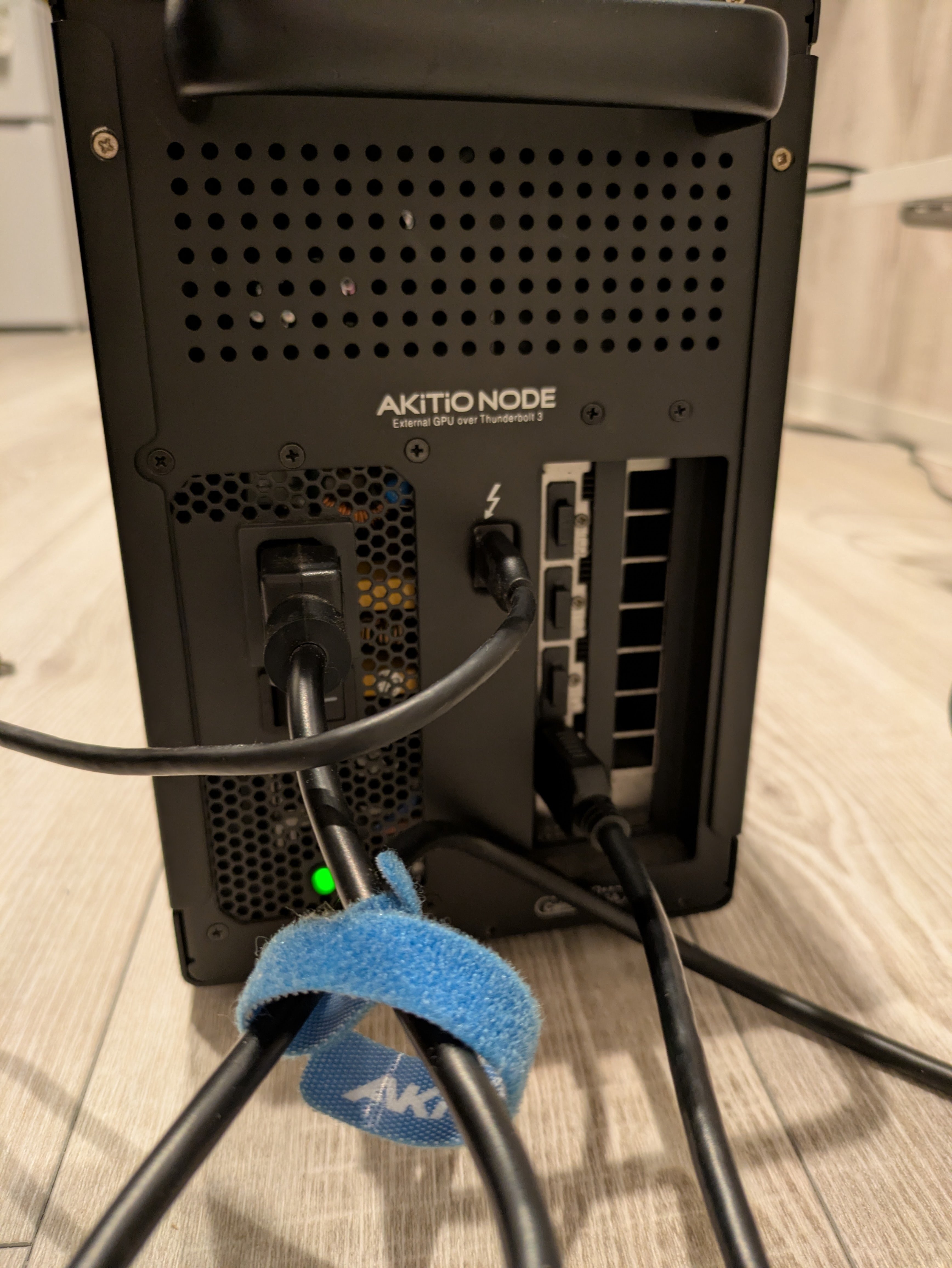 Razer Core X 、GTX 1660Ti セット グラボ GPU box Razer Core Xを