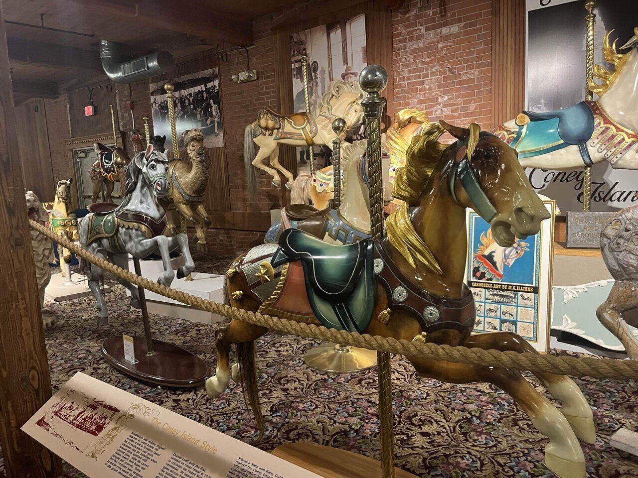 夢を乗せて回り続ける。メリーゴーランドの歴史｜befh🇺🇸@好きなもの