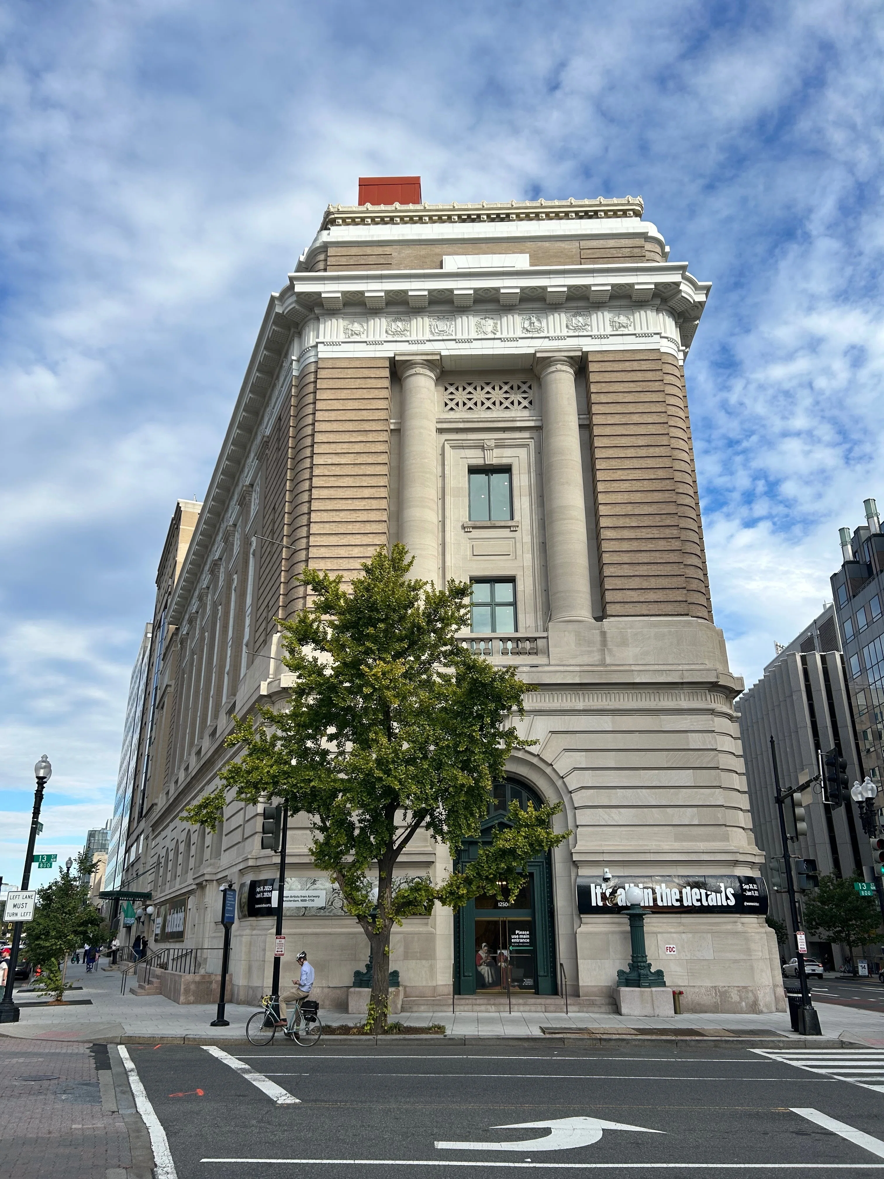 ワシントンD.C.「National Museum of Women in the Arts」観光ガイド