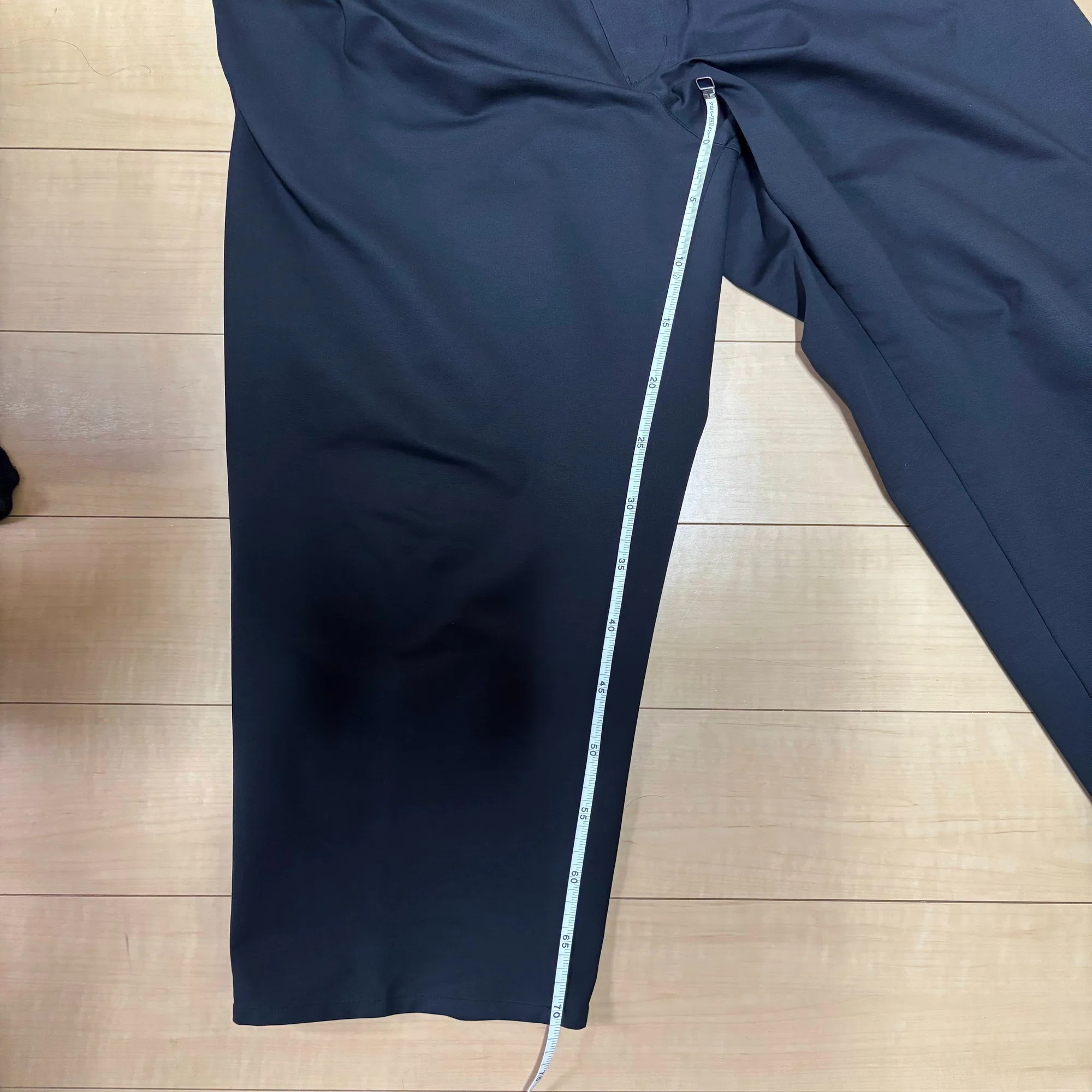 The Compact Ponte Wide Tapered Chef Pants are a great pair｜minid