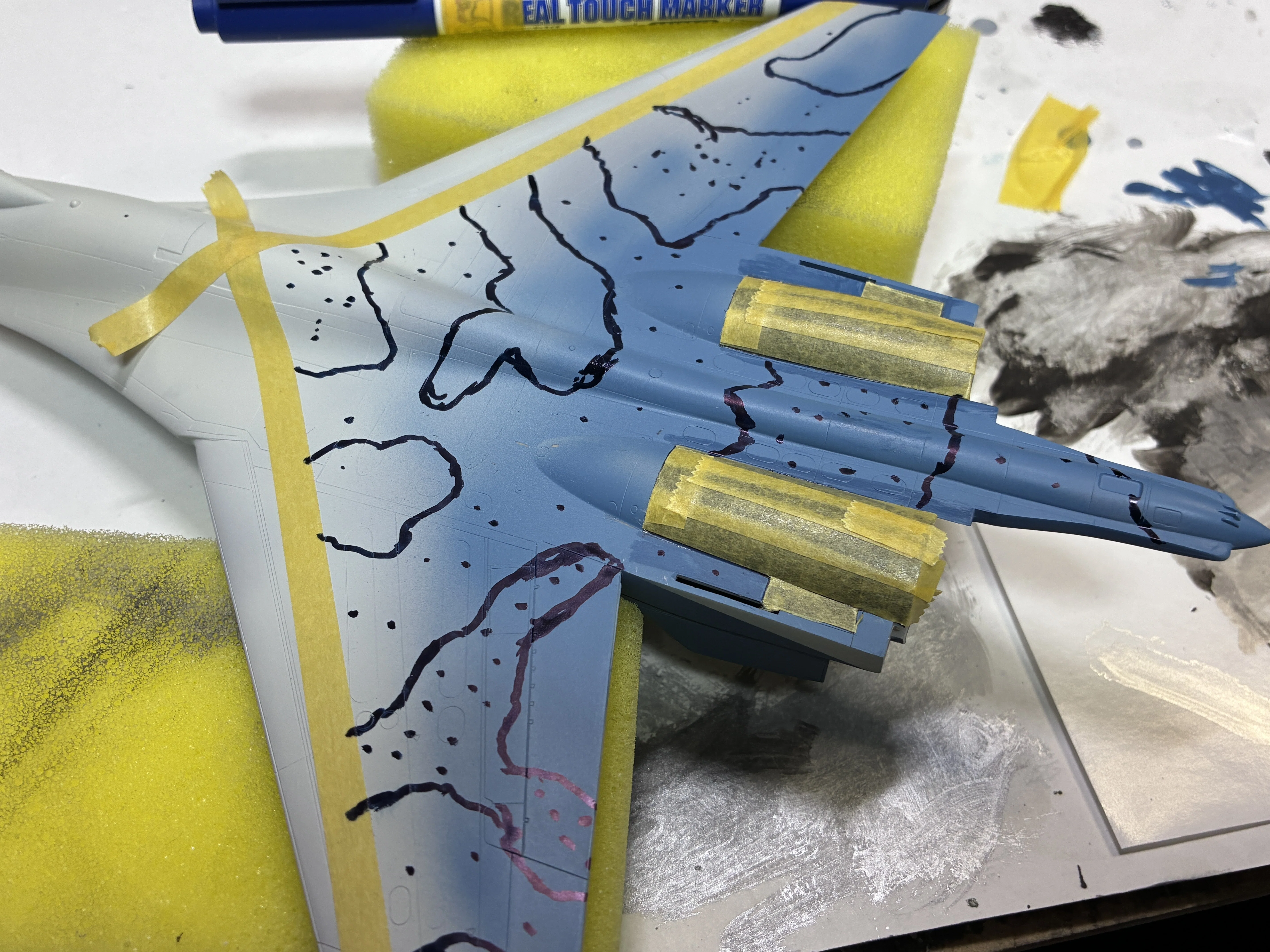 アクロバット機なのに汚し塗装？（ロシアンナイツ Su-27フランカー