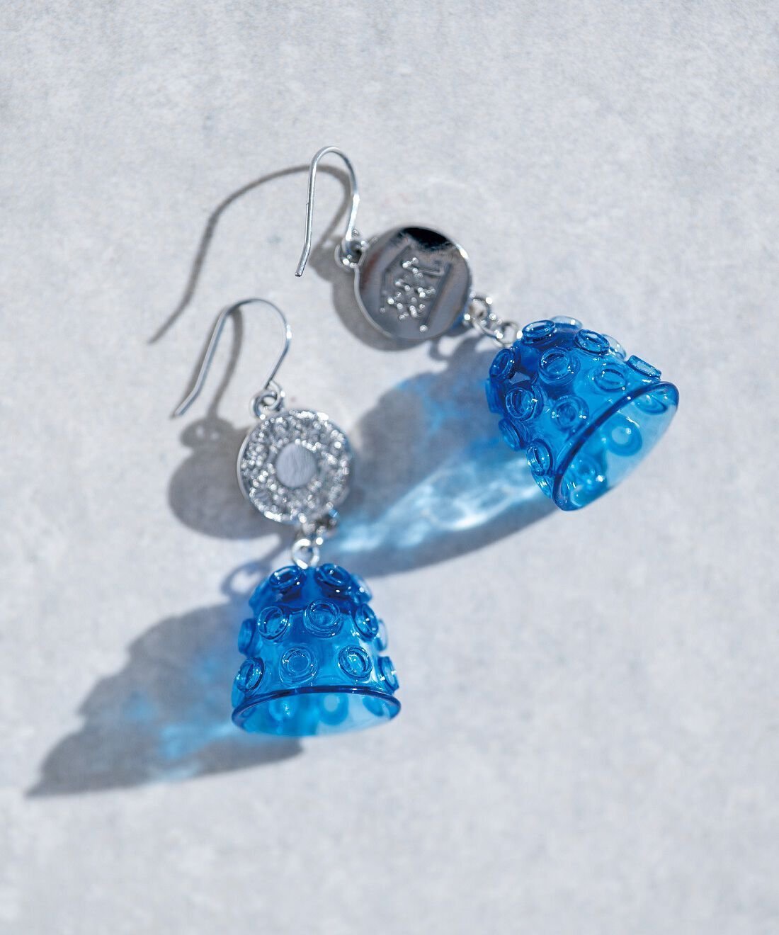 シルクロードのロマンを耳もとに。「瑠璃坏」をモチーフにしたイヤ