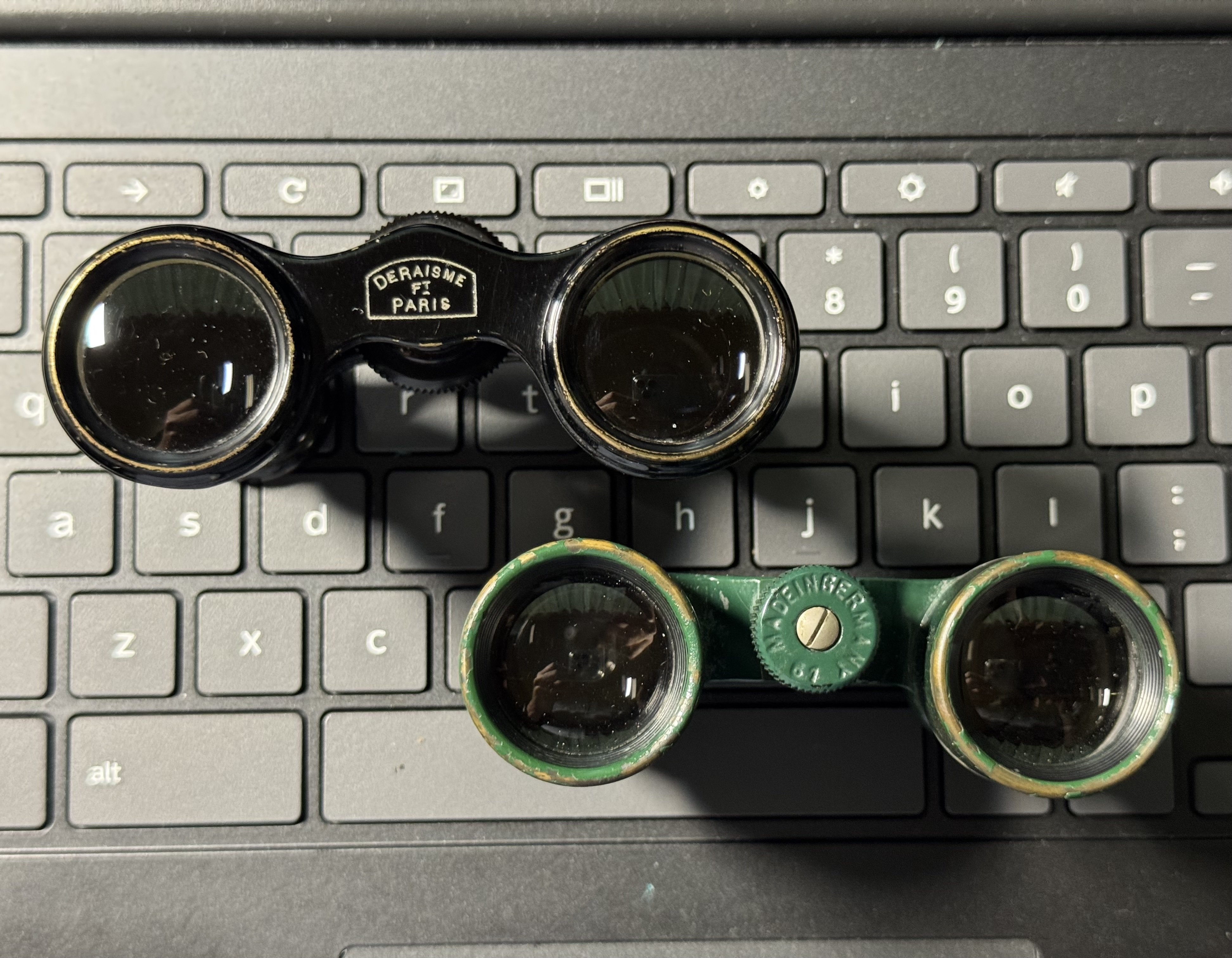 ガリレオ式双眼鏡とオペラグラス｜まんぼう