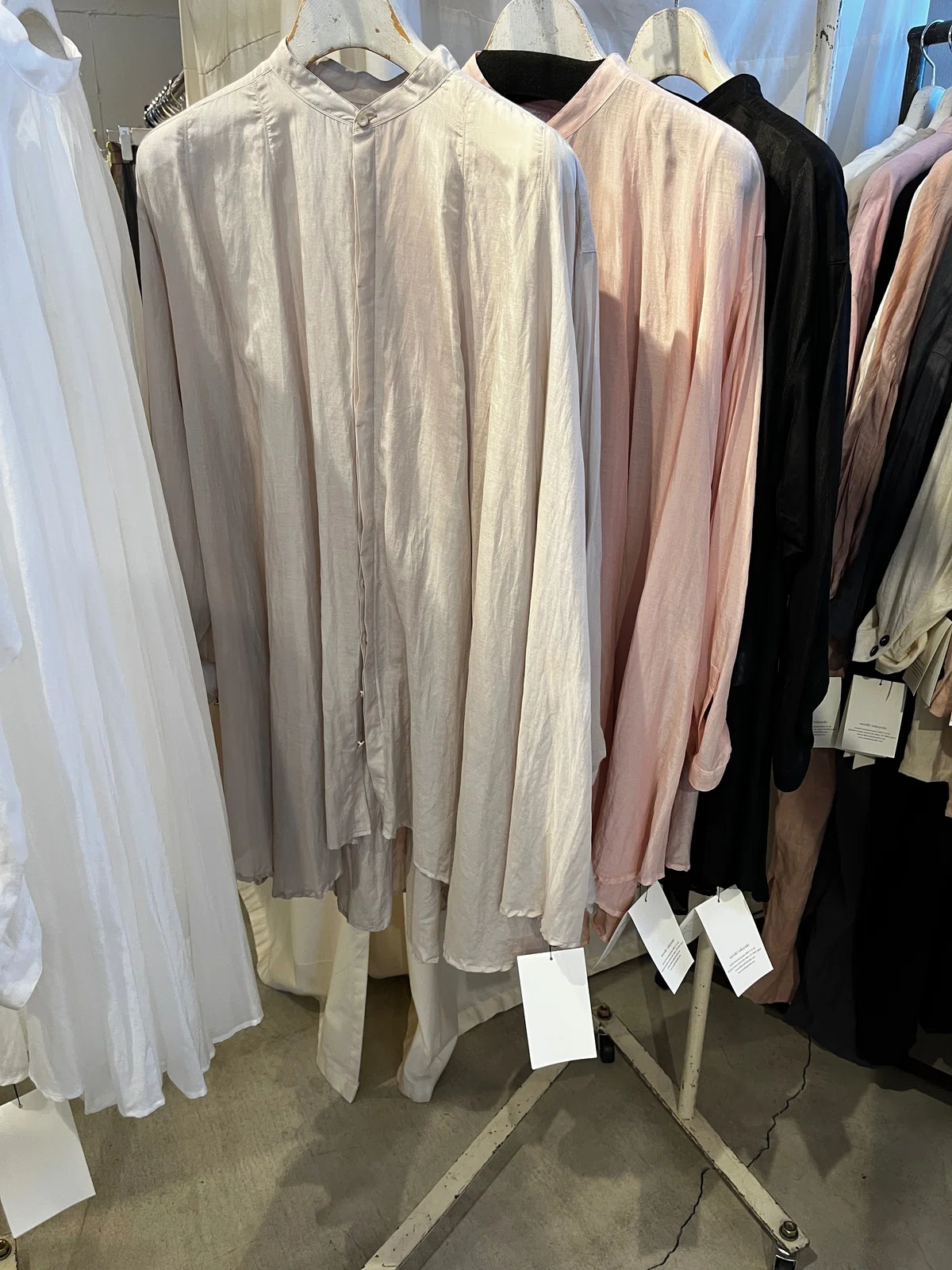 suzuki takayuki 2026 spring-summer 展示会での物撮りでご紹介vol.1 