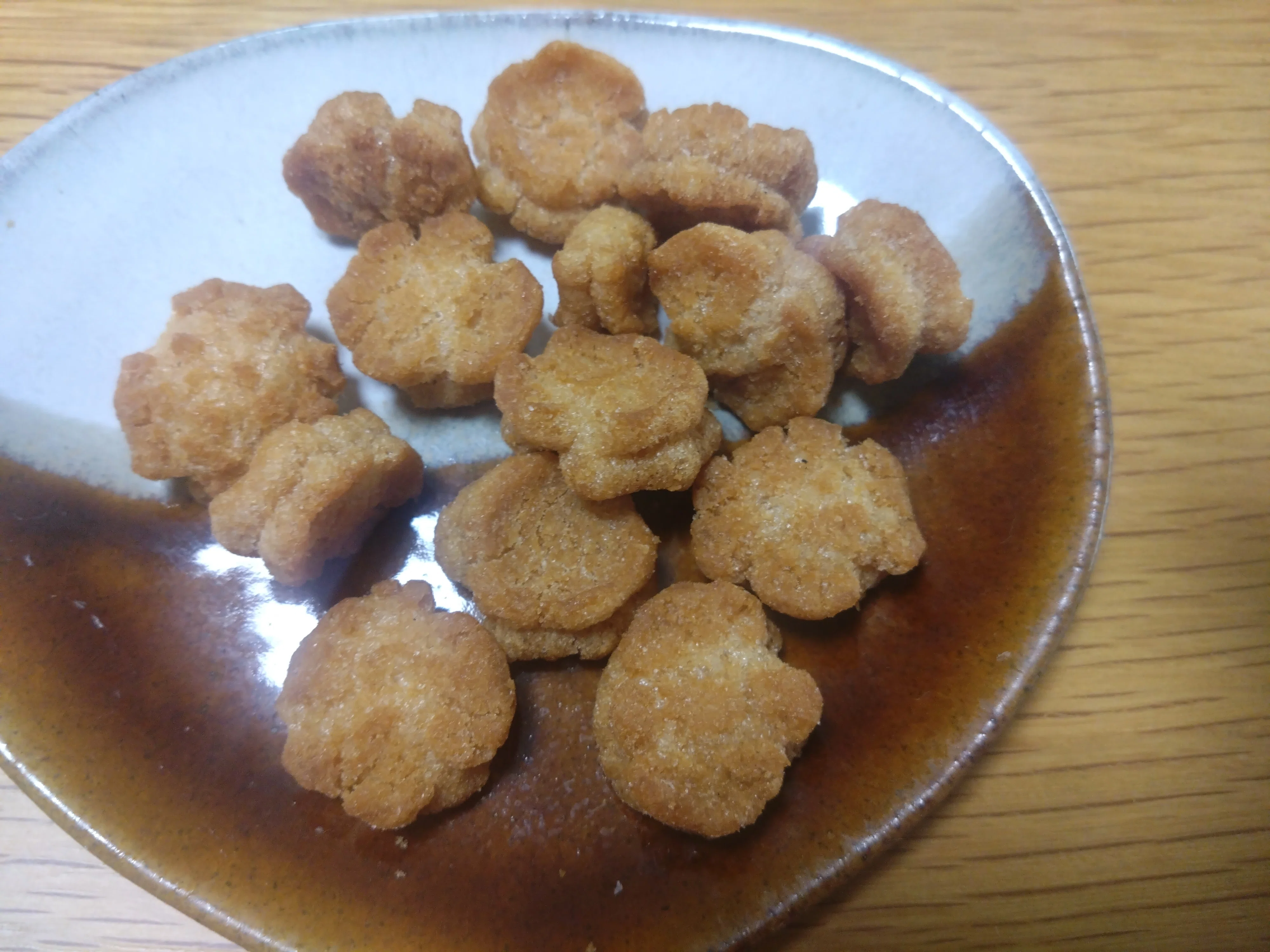 笑顔のやまとくんにウットリ♥大和製菓！【やまとのかめせん（うす塩味