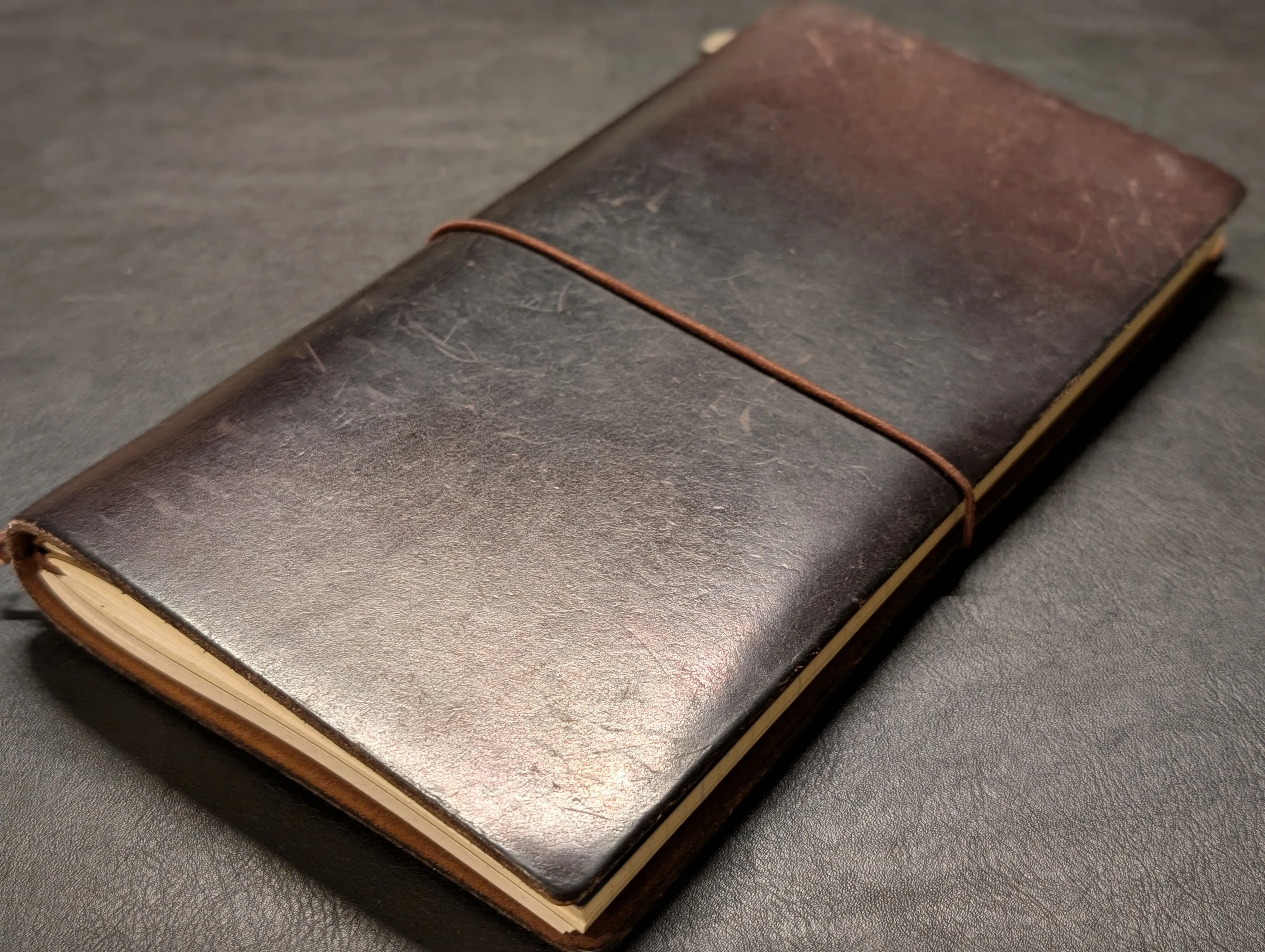 雑記｜来年のダイアリーを買いました（トラベラーズノート）｜Hank
