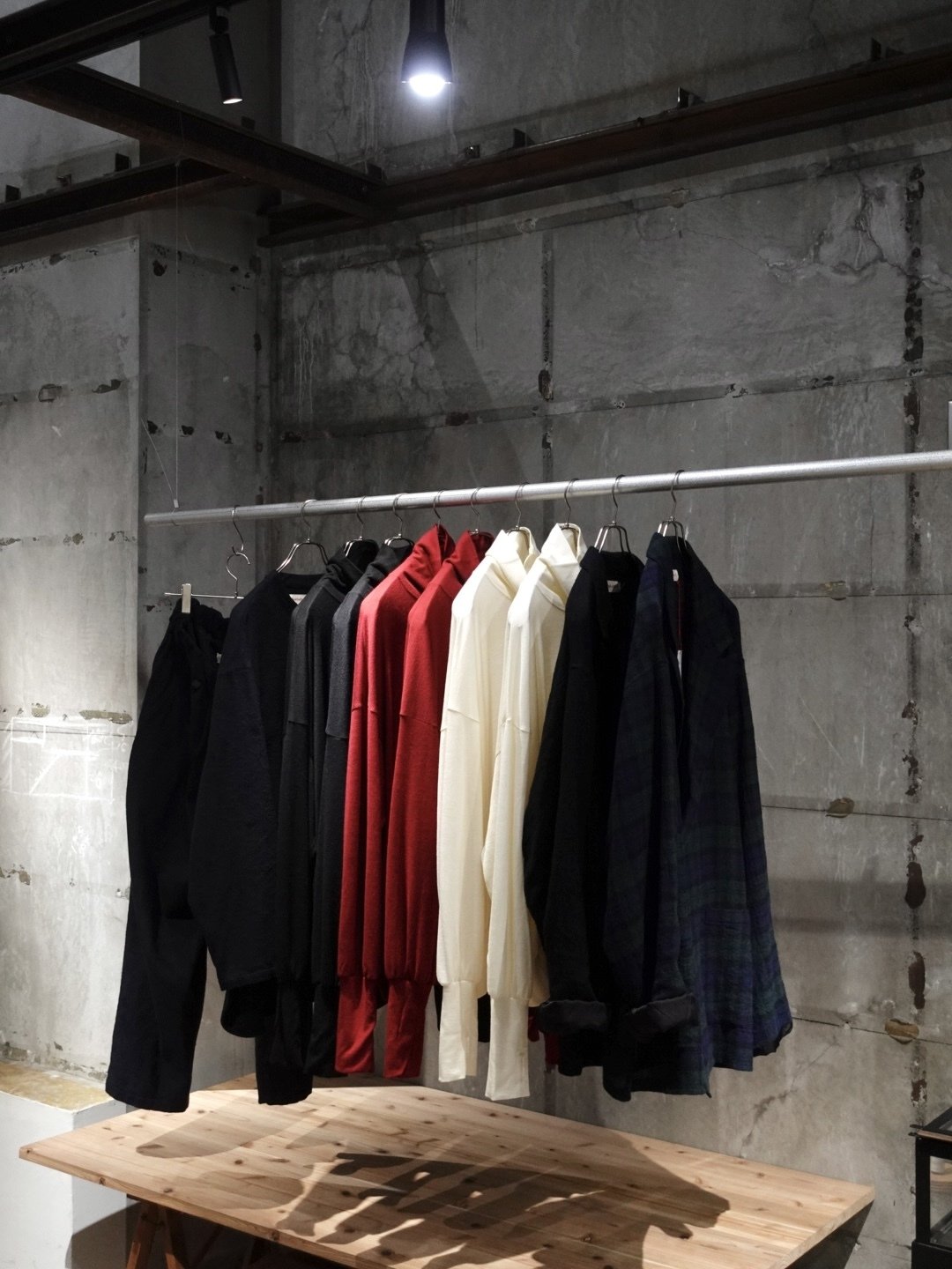 barbell object case.05 delivery05｜西田 新大