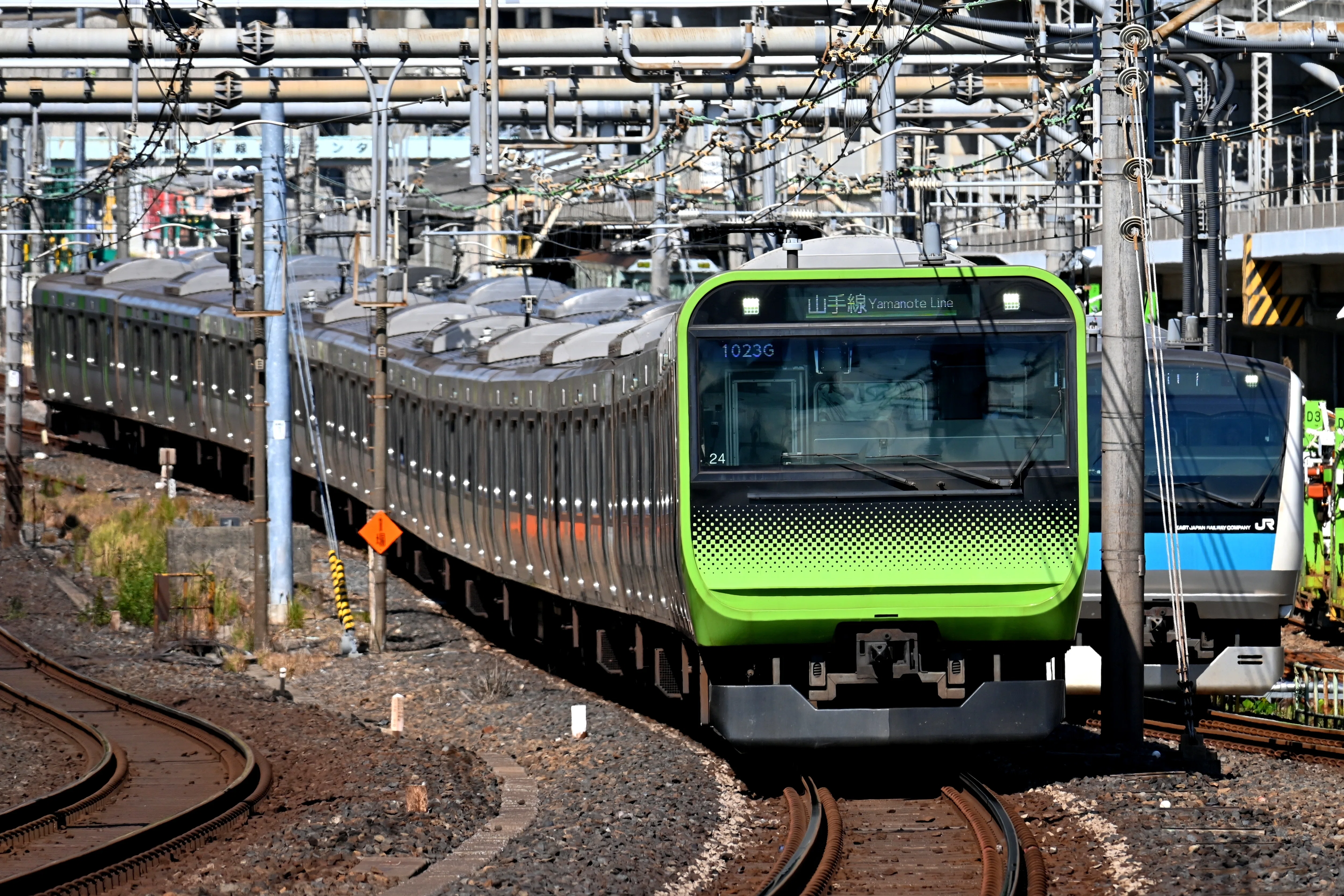 山手線 環状運転100周年記念号を一気に2本撮る！｜隣の芝生は隣の芝生