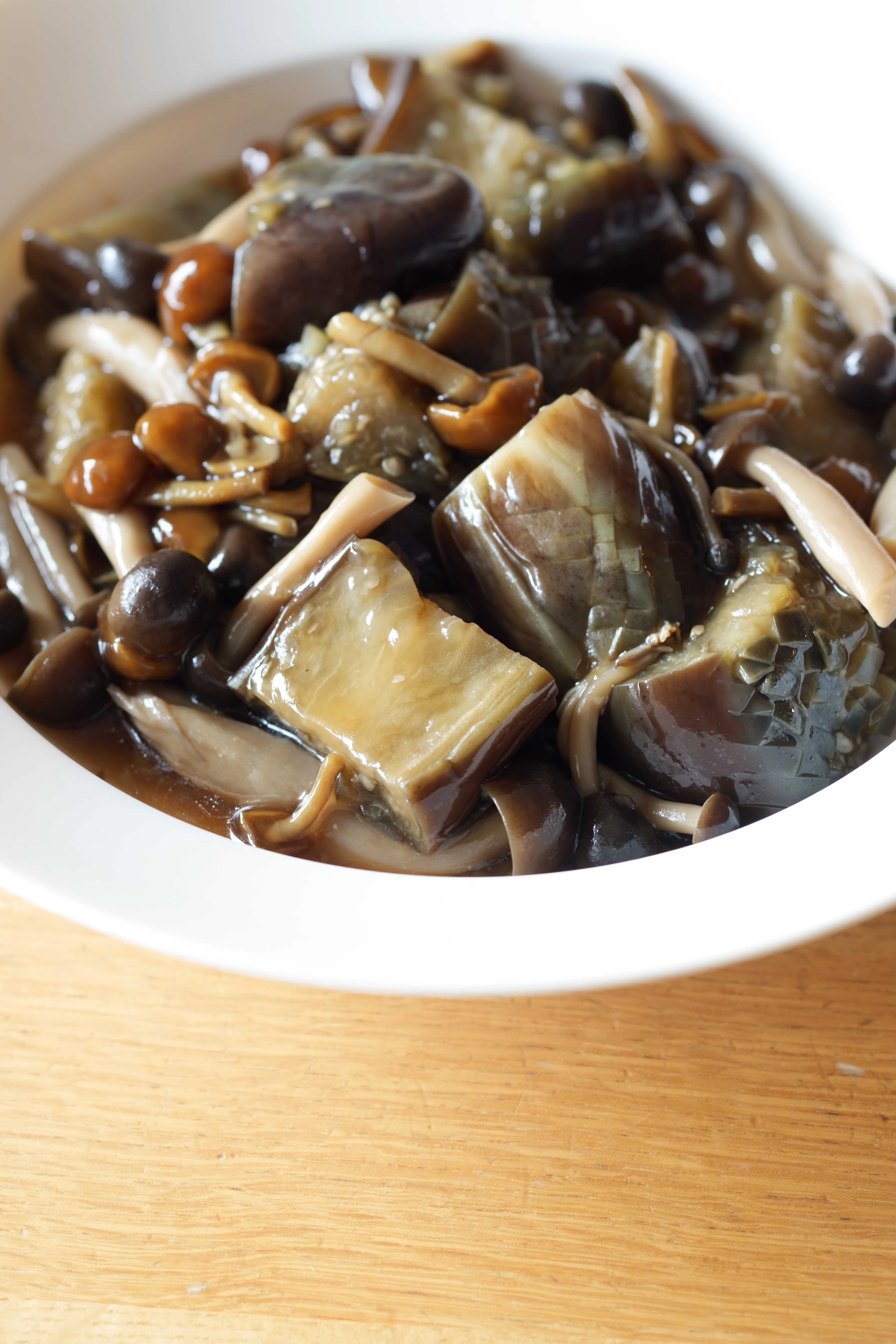 なすとしめじのとろとろ煮（レシピあり〼）｜本田 よう一