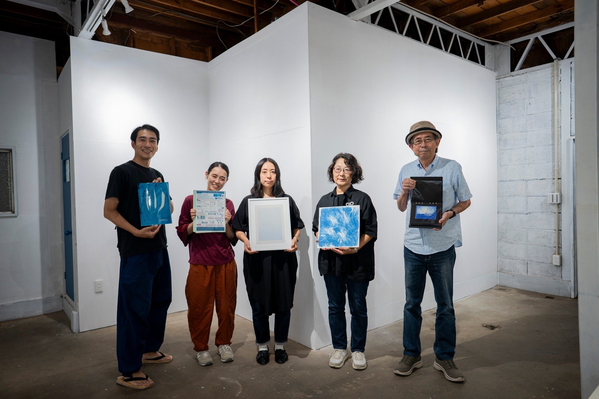 展覧会 2025】青砥青写真研究所オープン記念企画「青写真を描く！青