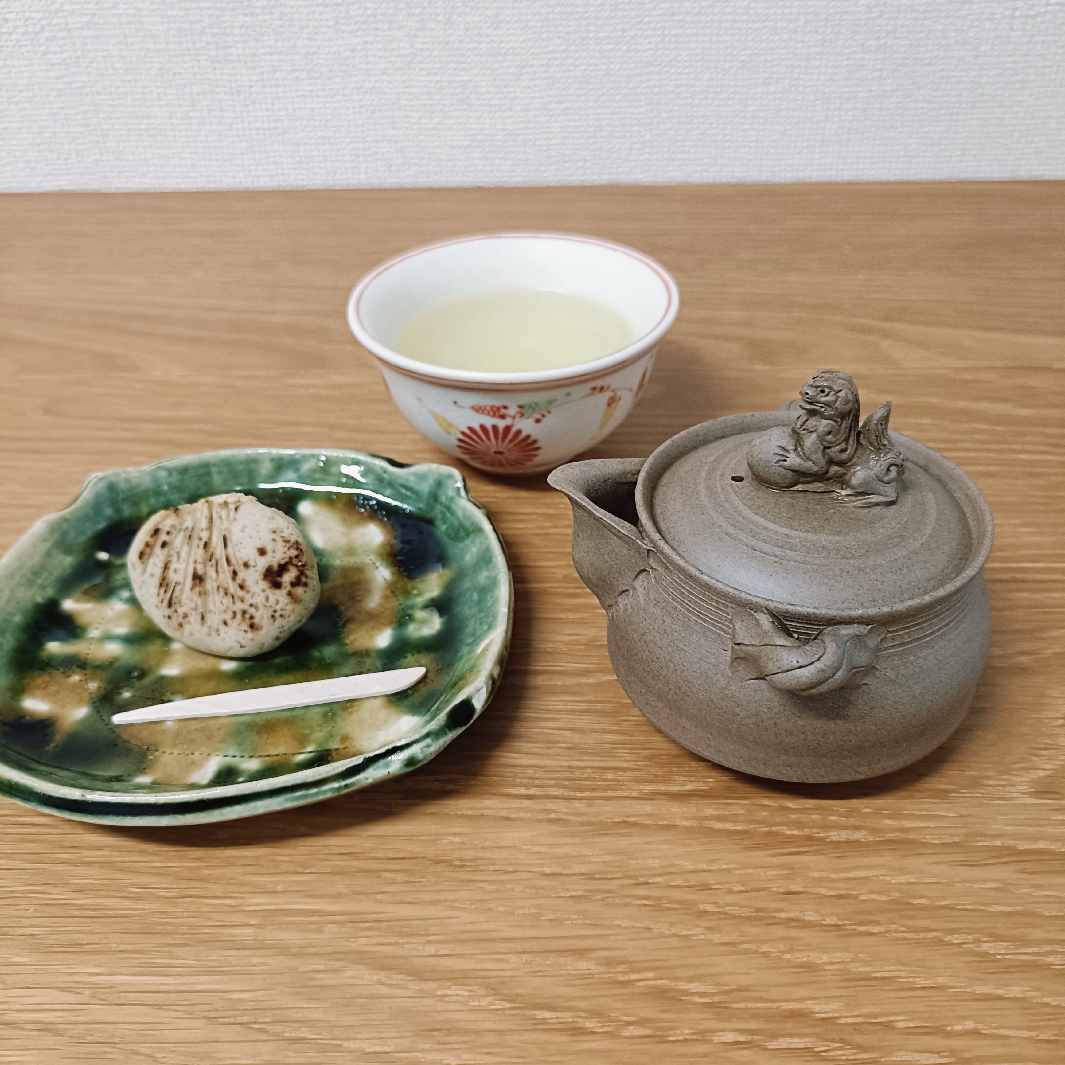 常滑焼の散歩道で出会った、獅子の急須｜よーこ@アラフォー女ひとり旅