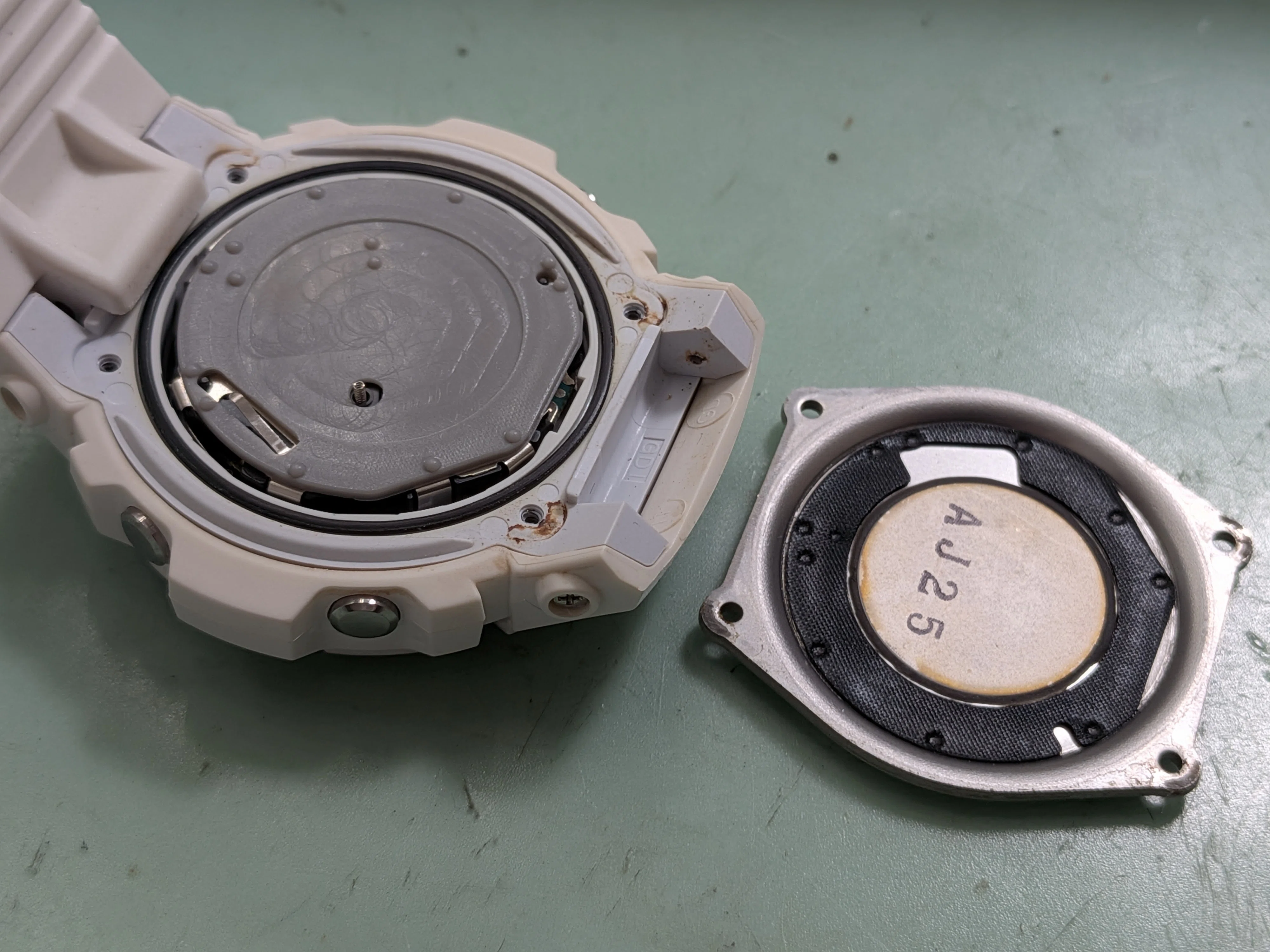 CASIO G-SHOCK 4778 電池交換｜富屋時計店