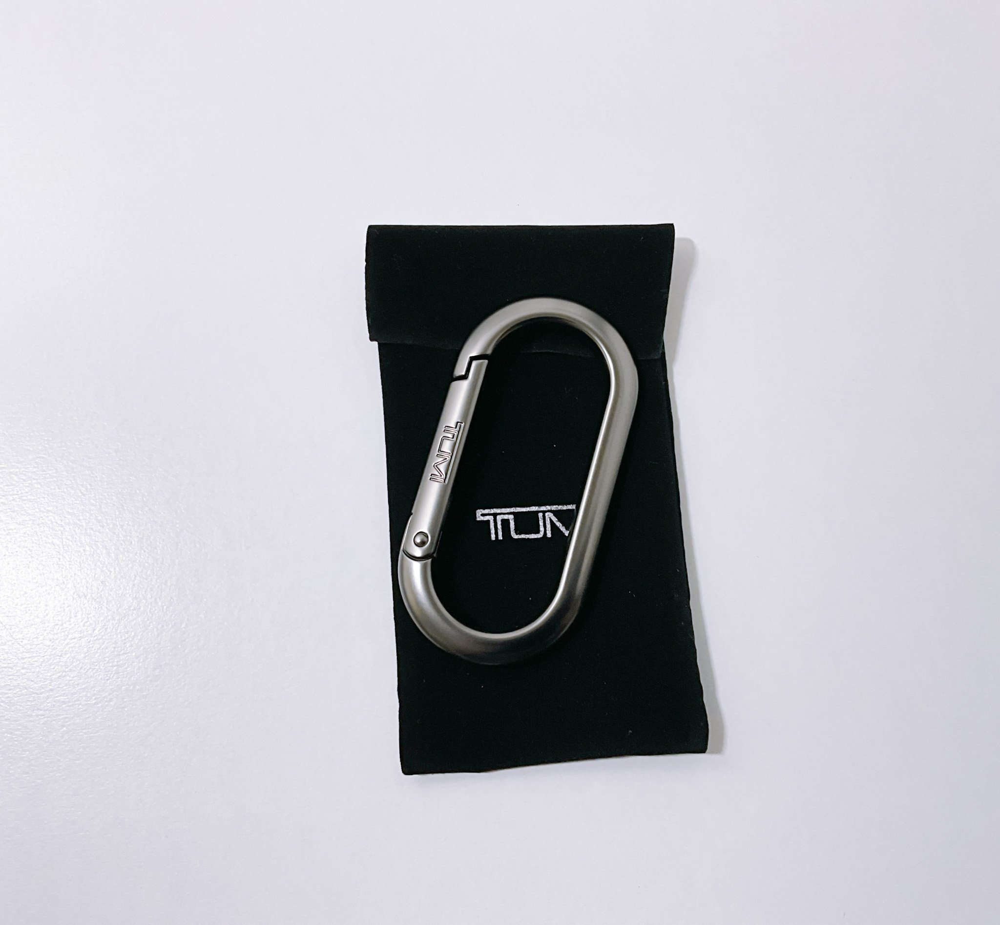 TUMI カラビナ TUMI】「トゥミ・カラビナ」レビュー【1万円越えのカラビナ】｜MtOjiisan