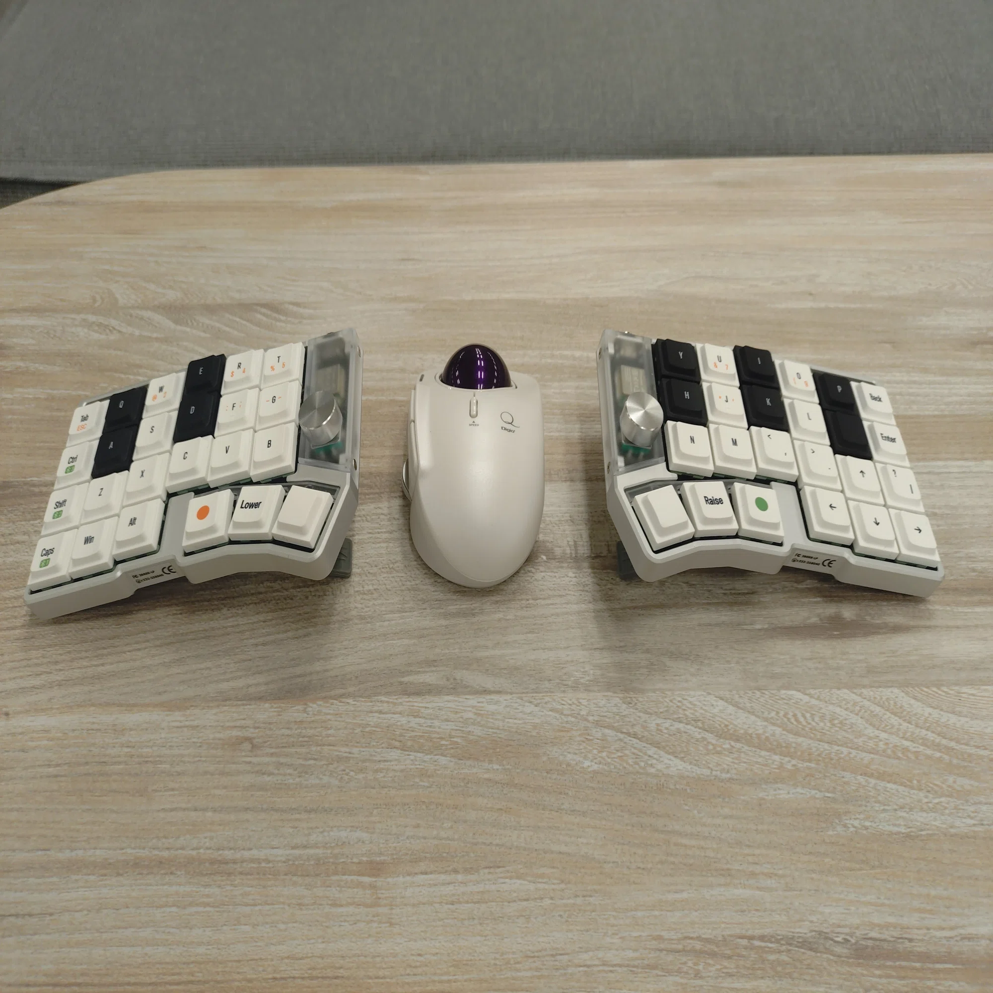 Cornix】ピアノ愛好家の「分割キーボード」趣味｜vc_archet / チェロの弓