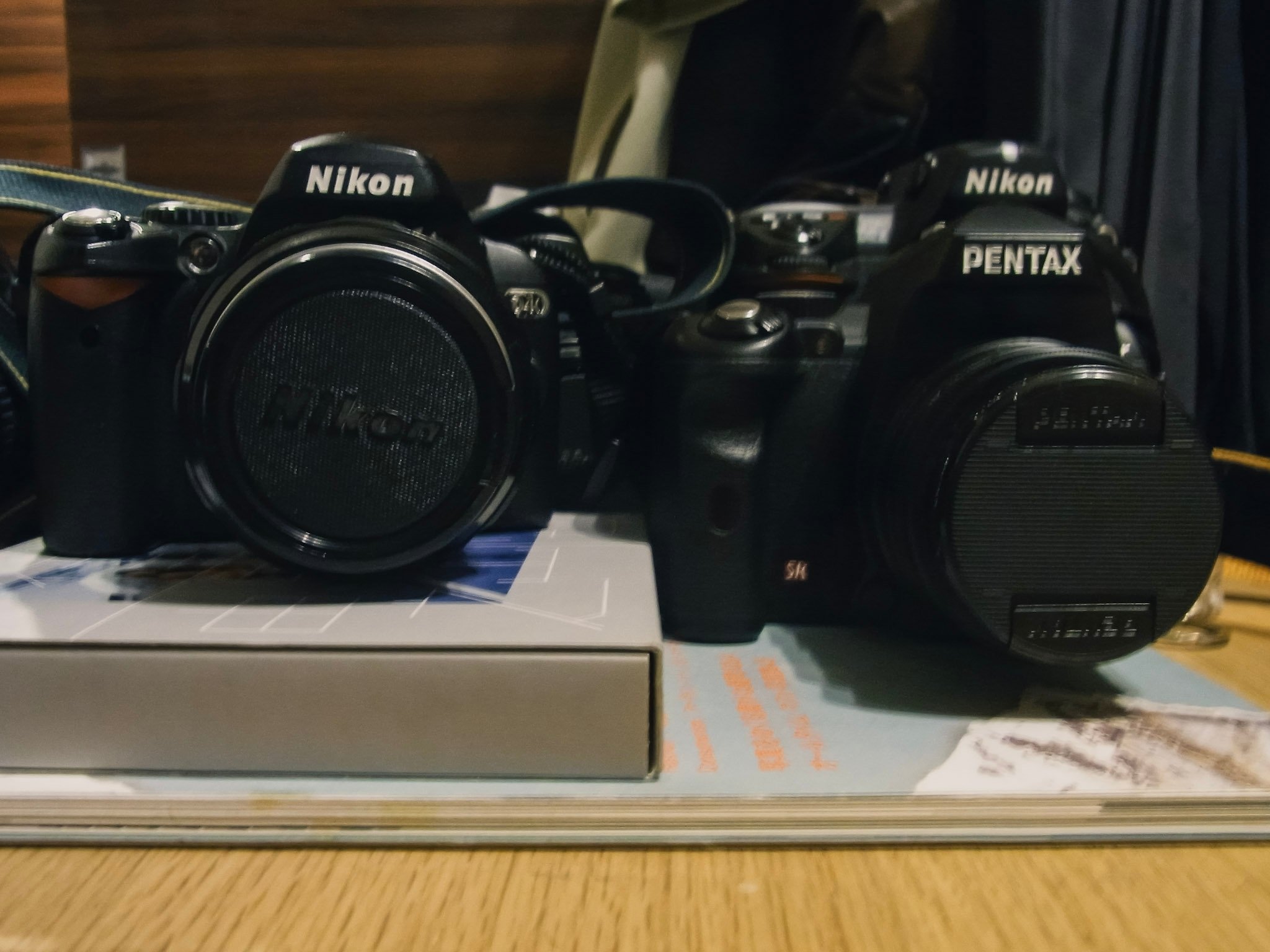 Nikon Dの一族 『Nikon D40』！ コイツはまったく手放せない｜driftwood
