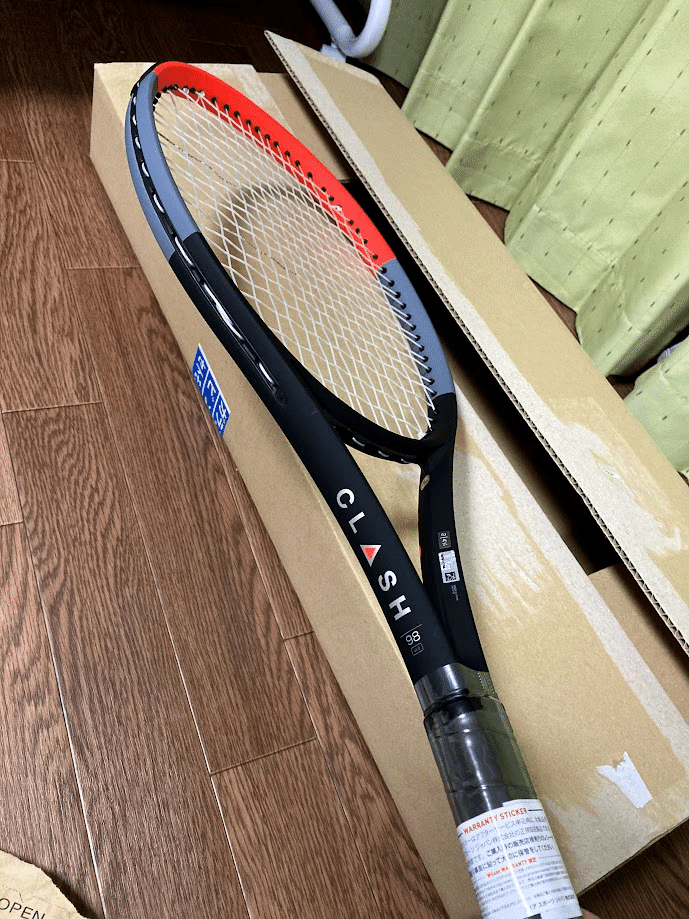 pikpok パーフェクト フューリー ラケット New model with 98 faces!?] Dunlop's black finish [Racket review