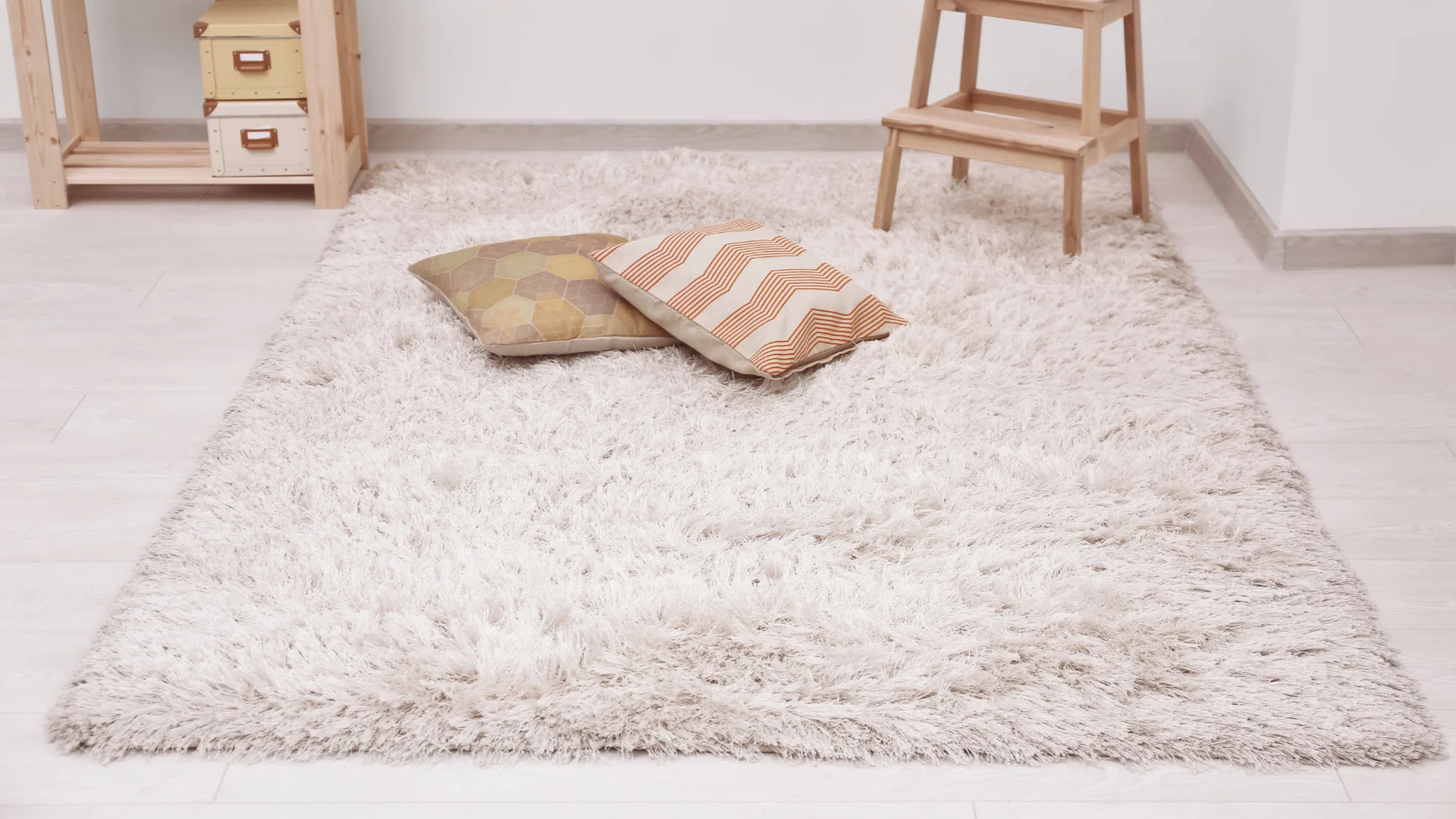 How to Create an Easy-to-Clean Room / The Key to Making Housework ...