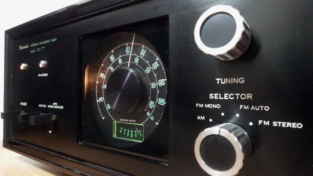 Sansui TU-777 チューナー（修理済） SANSUI TU-777 修理調整記録2｜BLUESS Laboratory