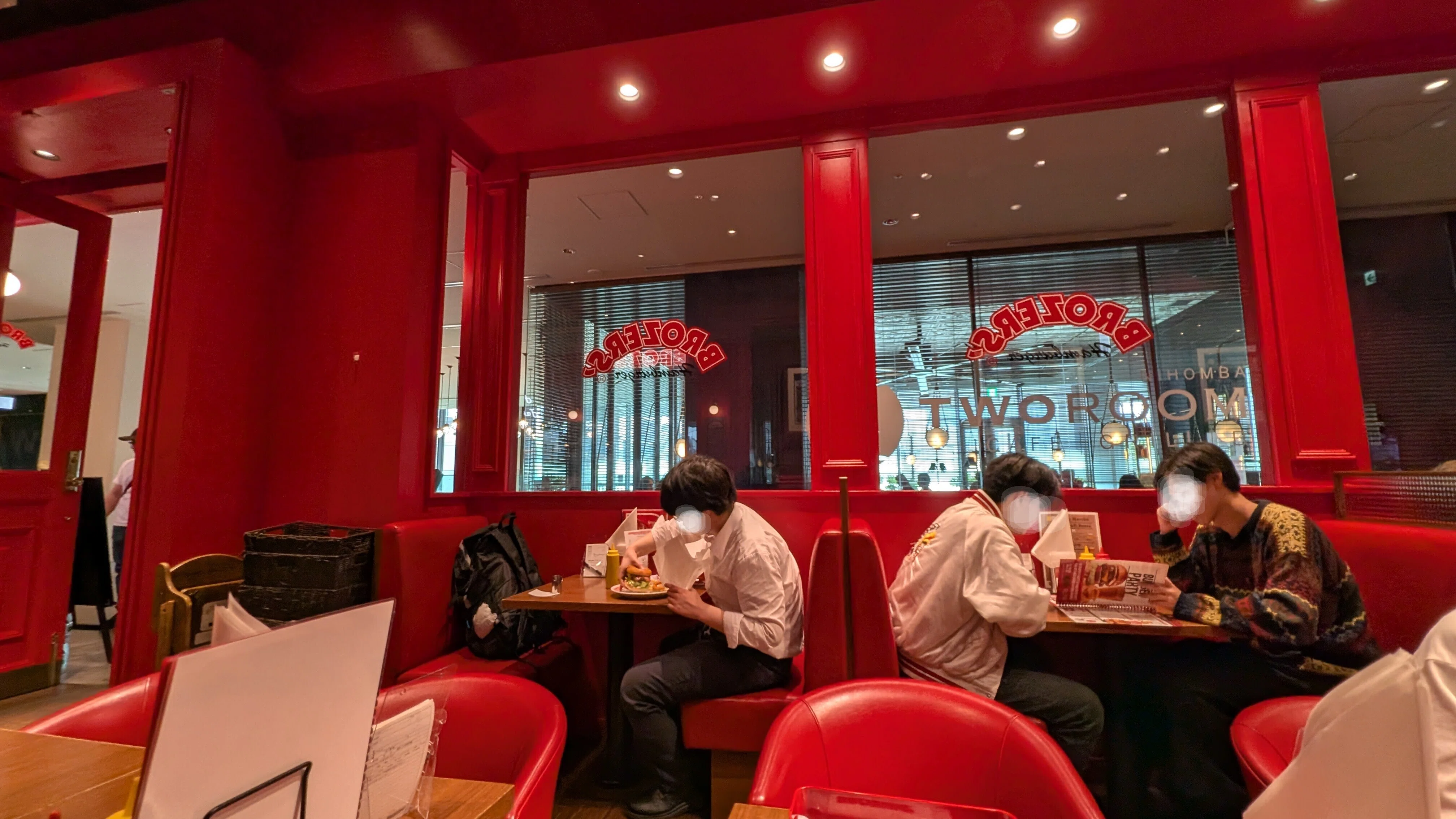 東京 おいしいハンバーガー | ― ブラザース 日本橋高島屋店 ―｜もえあつ