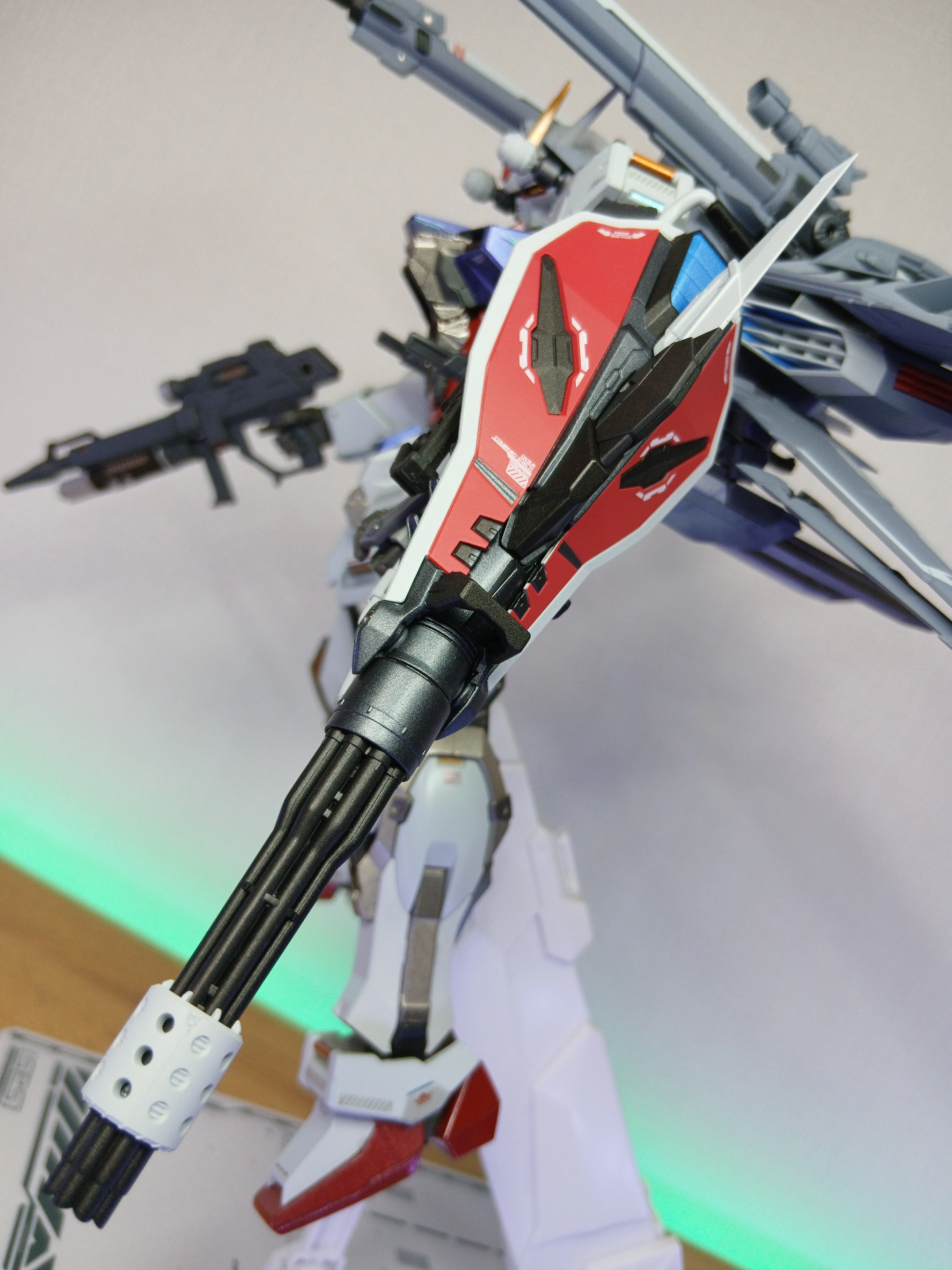 感想]METAL BUILD ストライクガンダム -ヘリオポリス ロールアウト Ver