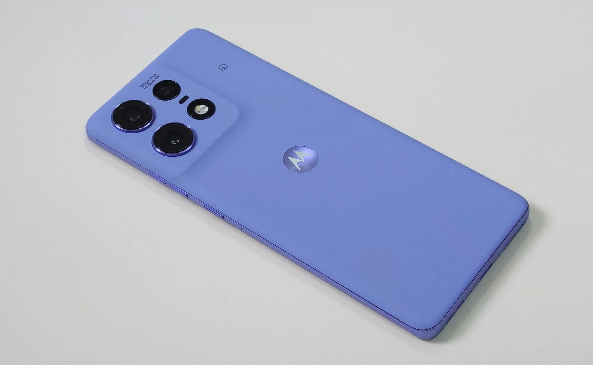 モトローラのおすすめスマホ5選!毎年複数台買っている筆者が モトローラのおすすめスマホ5選!毎年複数台買っている筆者が