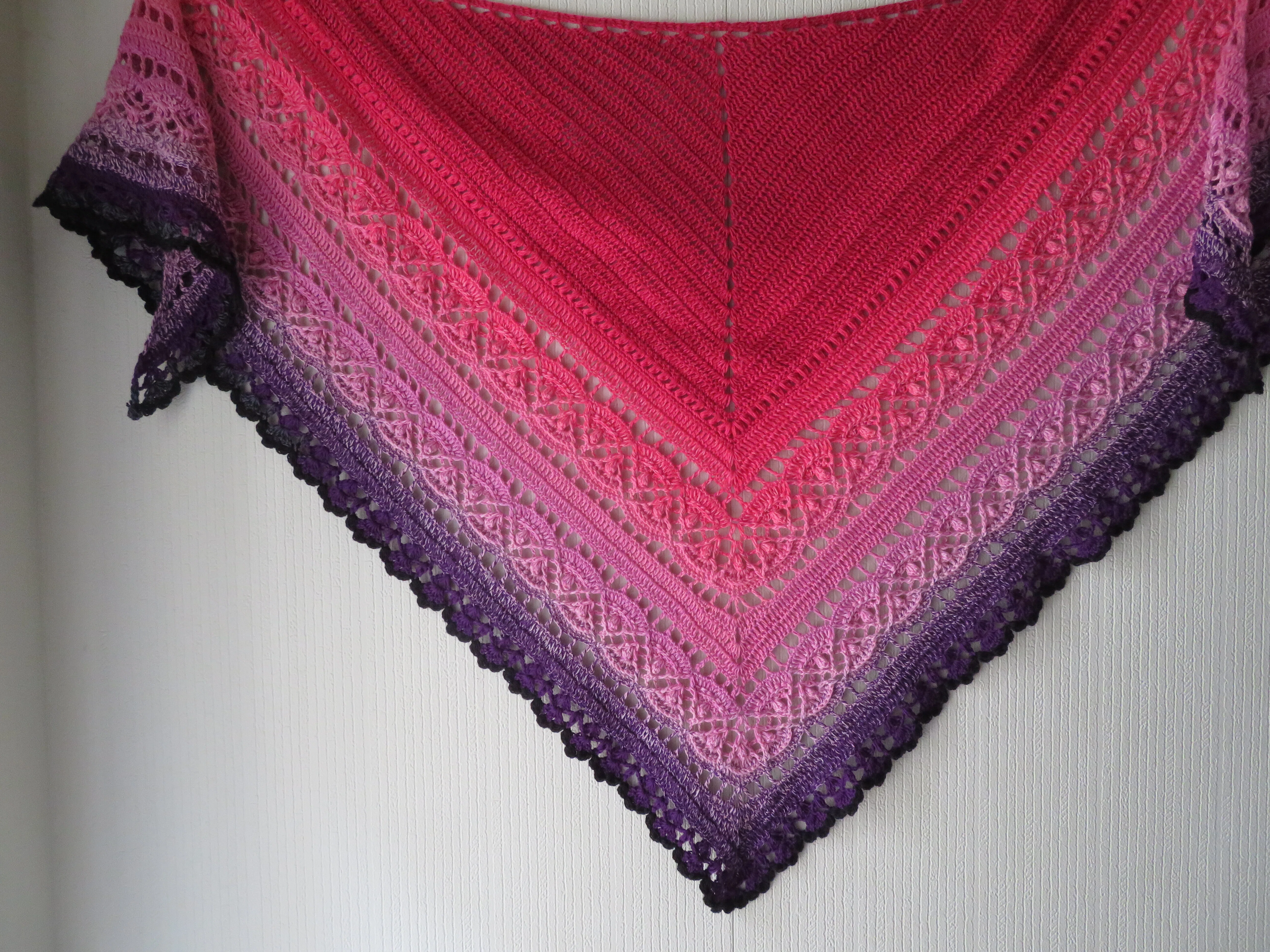 Pattern / Hiroka Shawl｜笠石あき--かぎ針編み・レース編みの編み図