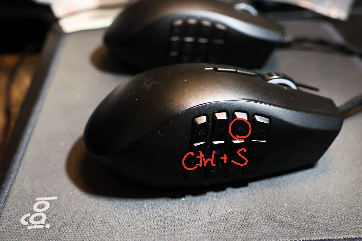 19個もボタンがある左手用マウスを買ってみた話【Razer Naga Left