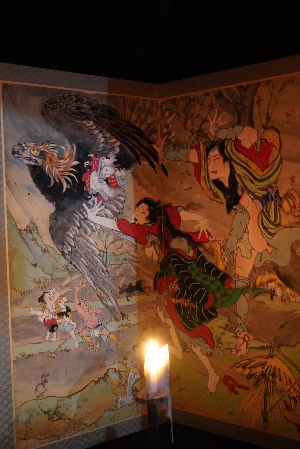 とある、有名な方から頂戴致しました。金があしなわれて居る様な絵画で御座います。 ひねくれ絵金祭り 在野の画家が突き詰めた先にある人間描写 ～高知で