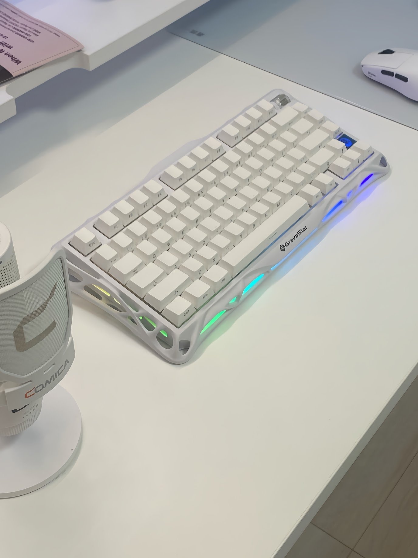 台湾発のおすすめ 電動昇降デスク レビュー|おしゃれ×静音×高機能な白 台湾発のおすすめ 電動昇降デスク レビュー|おしゃれ×静音×高機能な白