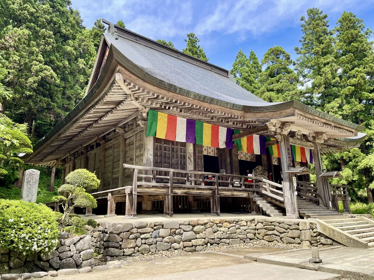 絶景!天空の寺へ――山寺を歩く |【宝珠山立石寺】|Tomo@旅と美食の探求Life